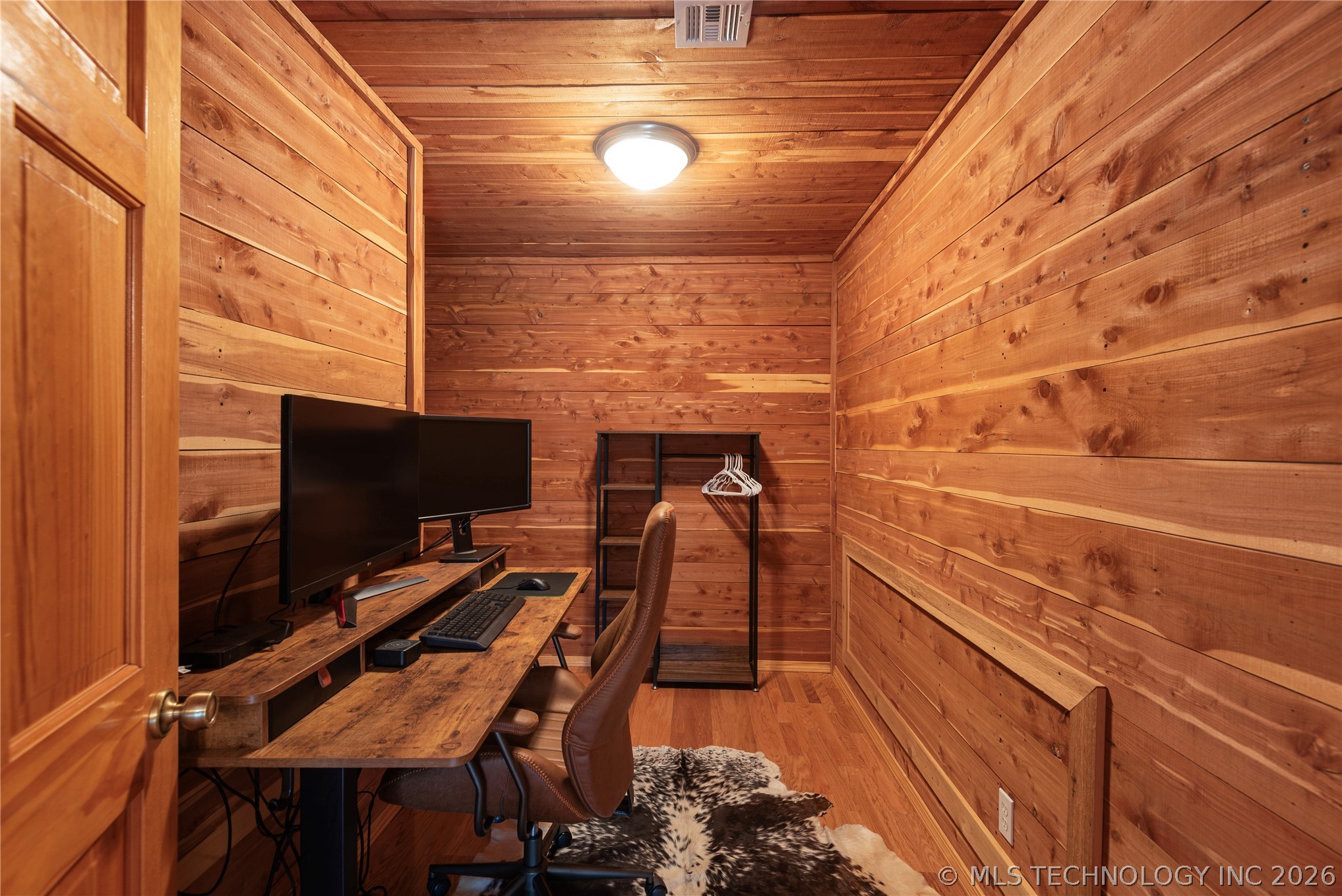 5016 Kw Property Photo 23