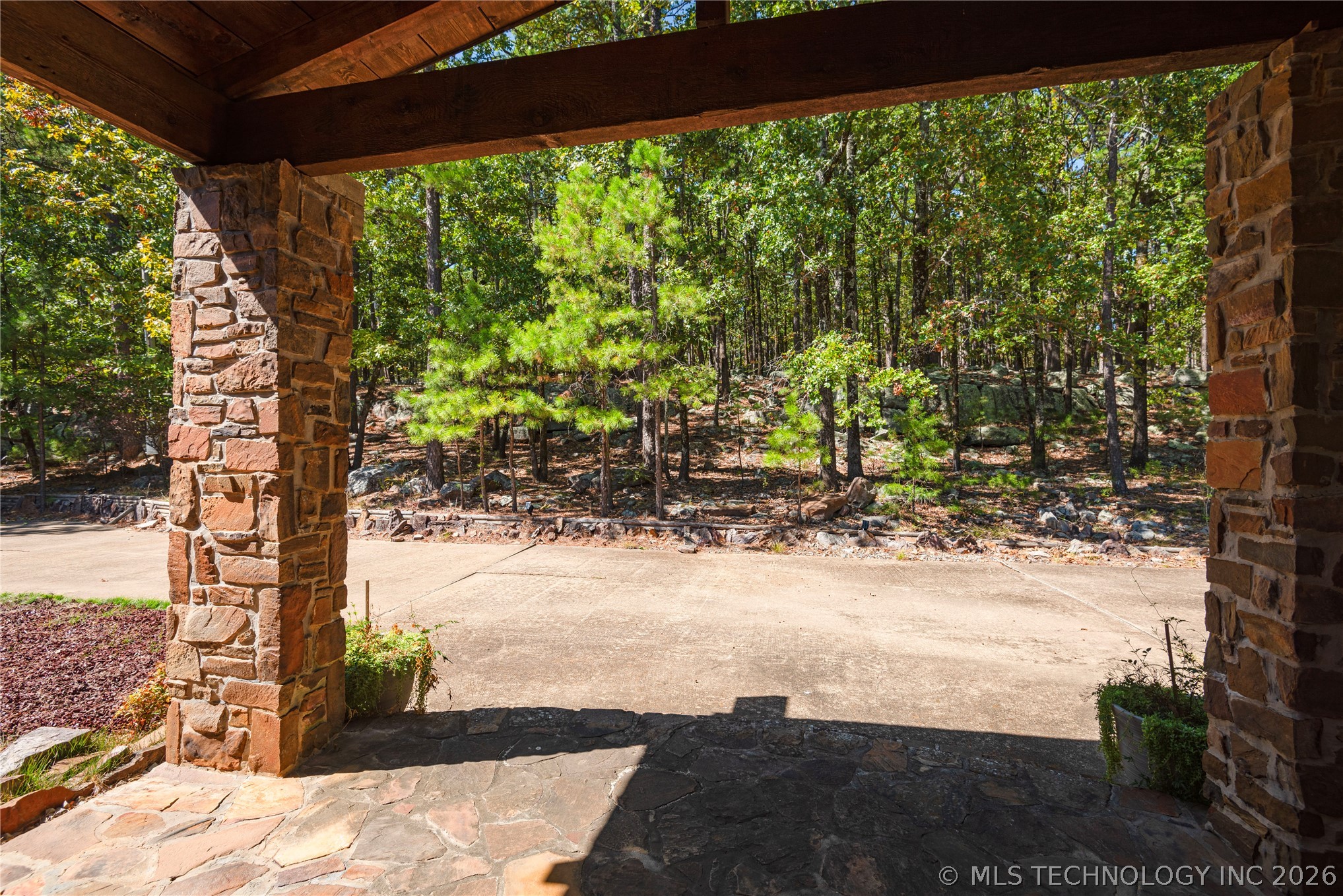 5016 Kw Property Photo 29