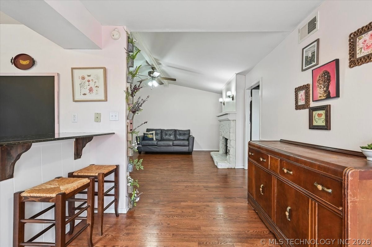 4334 E 67th Street 687 Property Photo 11