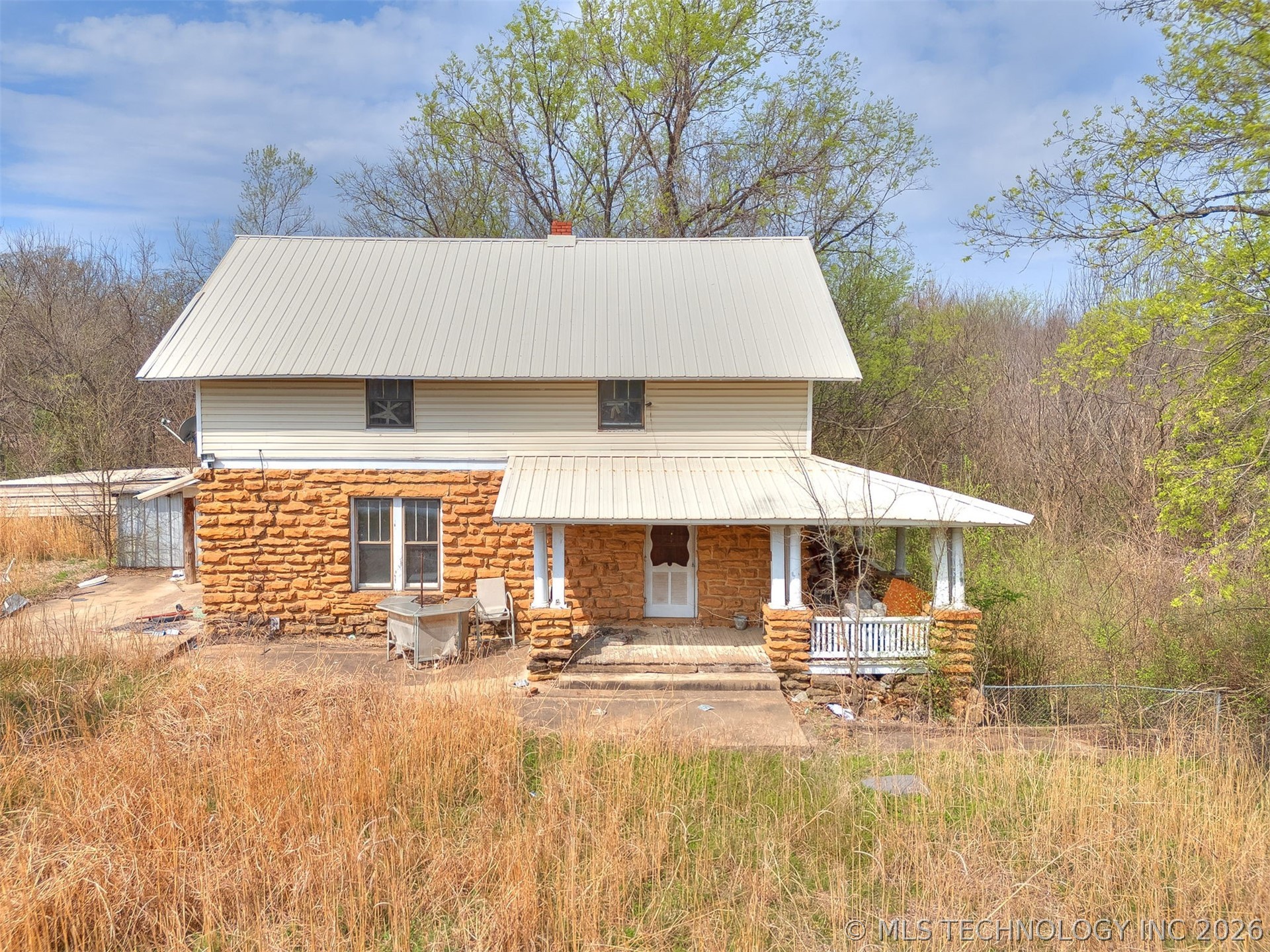 204 S Cedar Avenue Property Photo 1