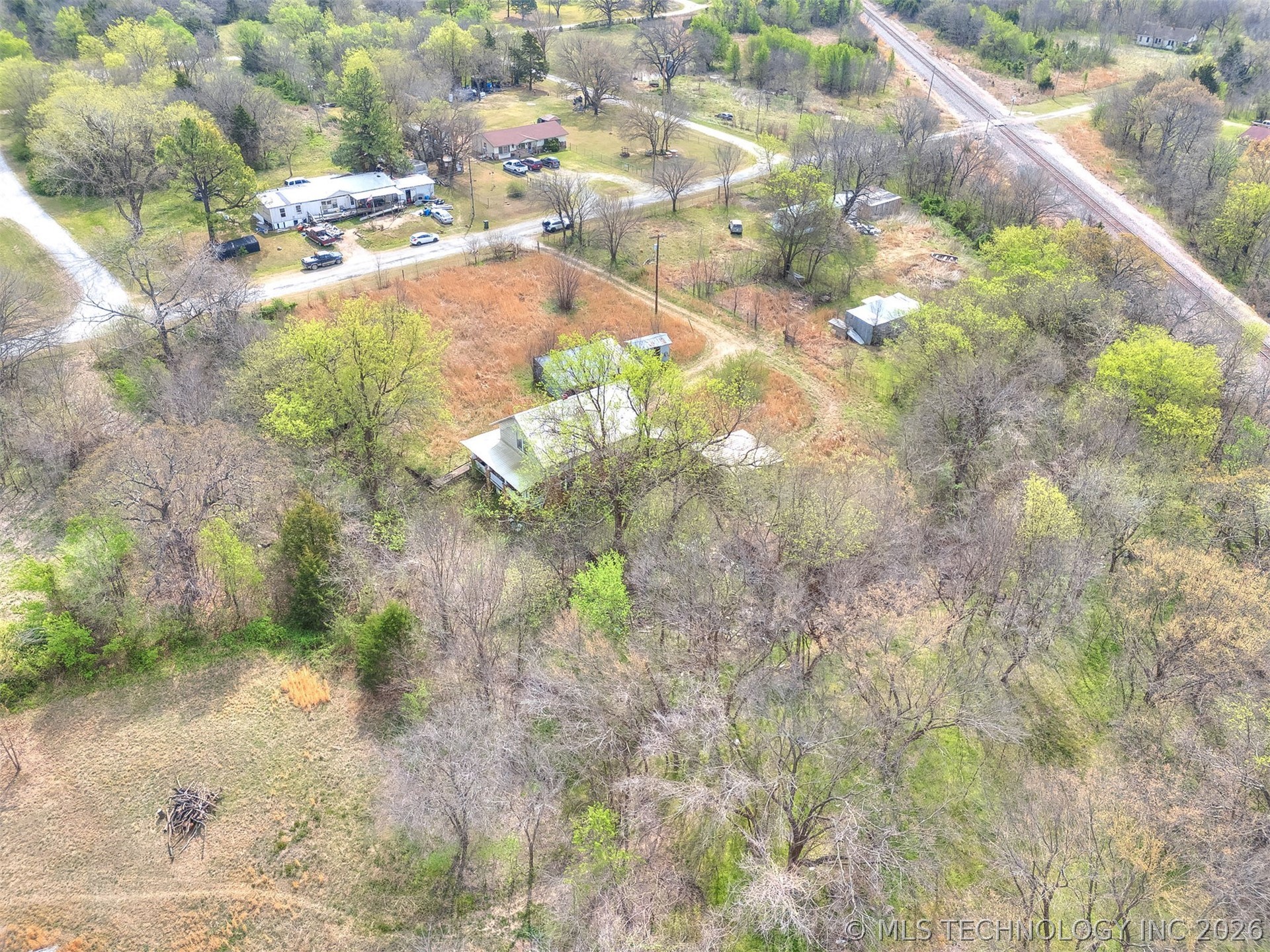 204 S Cedar Avenue Property Photo 6