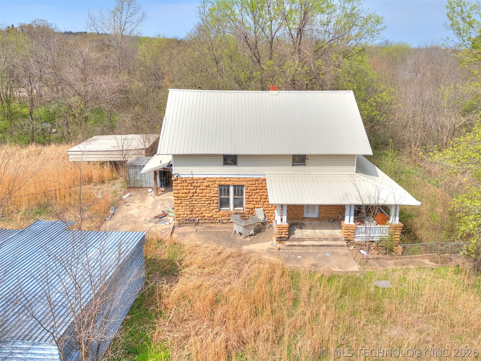 204 S Cedar Avenue Property Photo 9