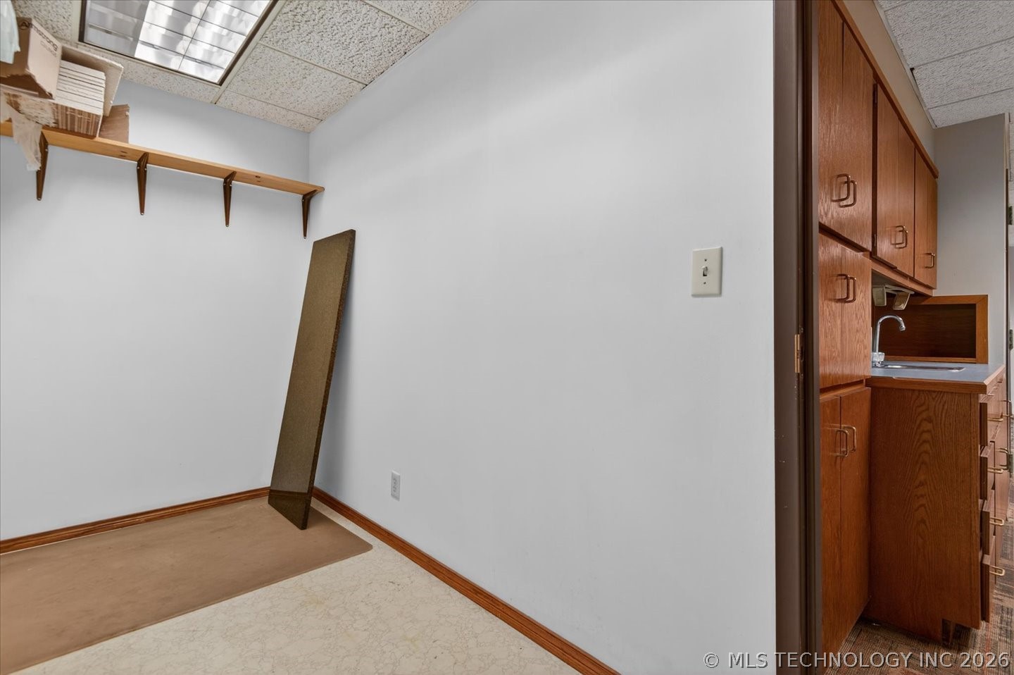 1065 Washington Boulevard Property Photo 14