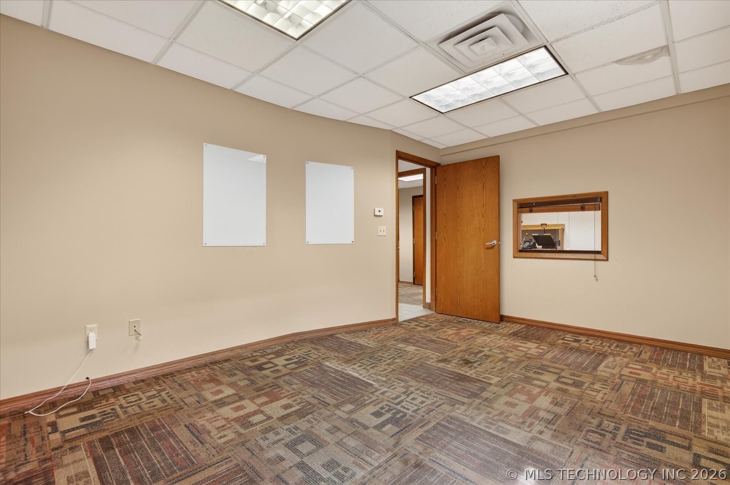 1065 Washington Boulevard Property Photo 16