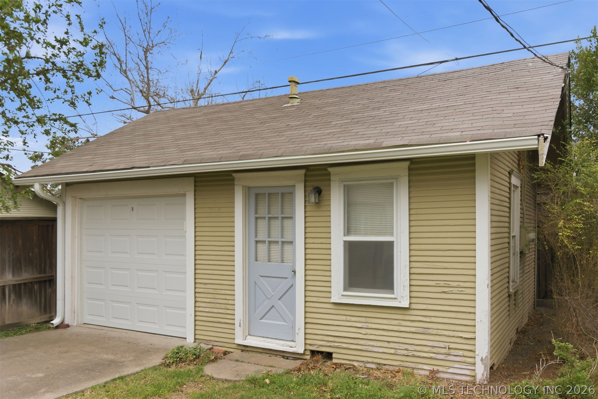 1855 16th Place Property Photo 23
