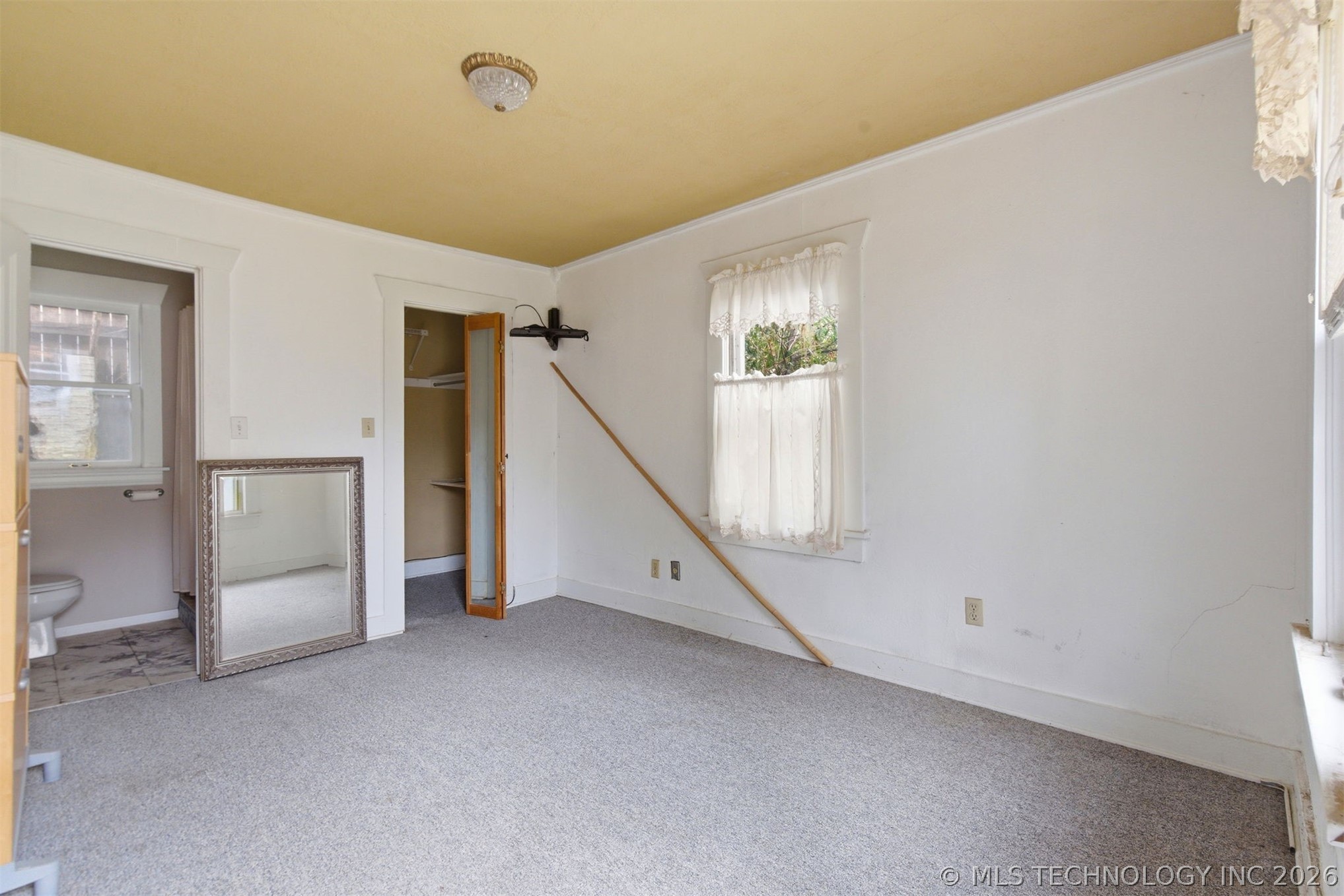 1855 16th Place Property Photo 24