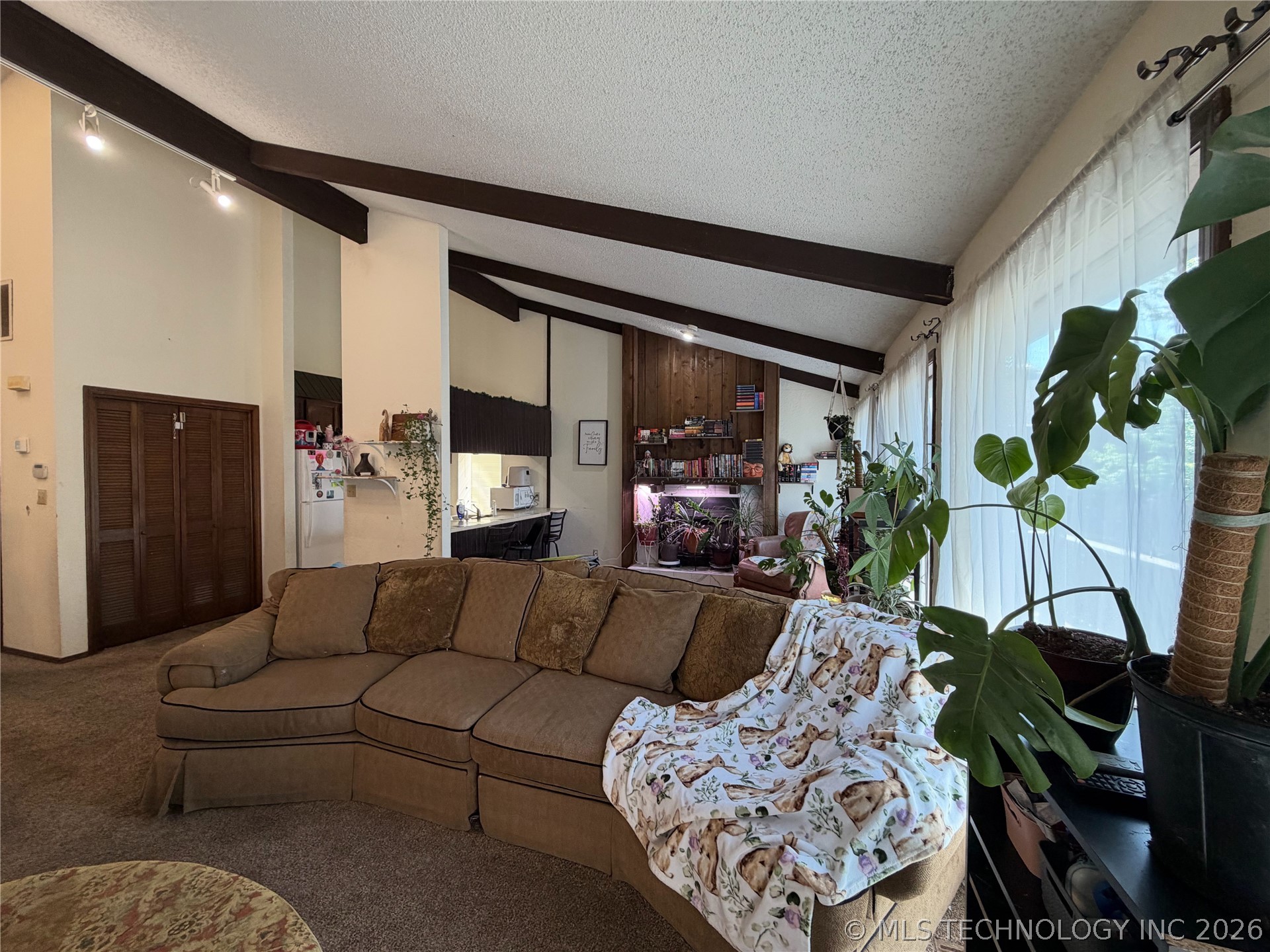 2855 E 90th Street 28 Property Photo 4