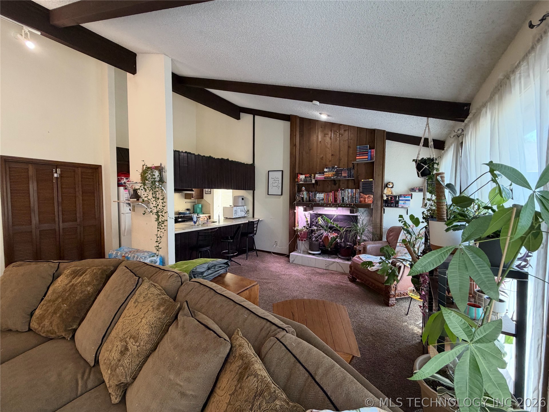 2855 E 90th Street 28 Property Photo 16