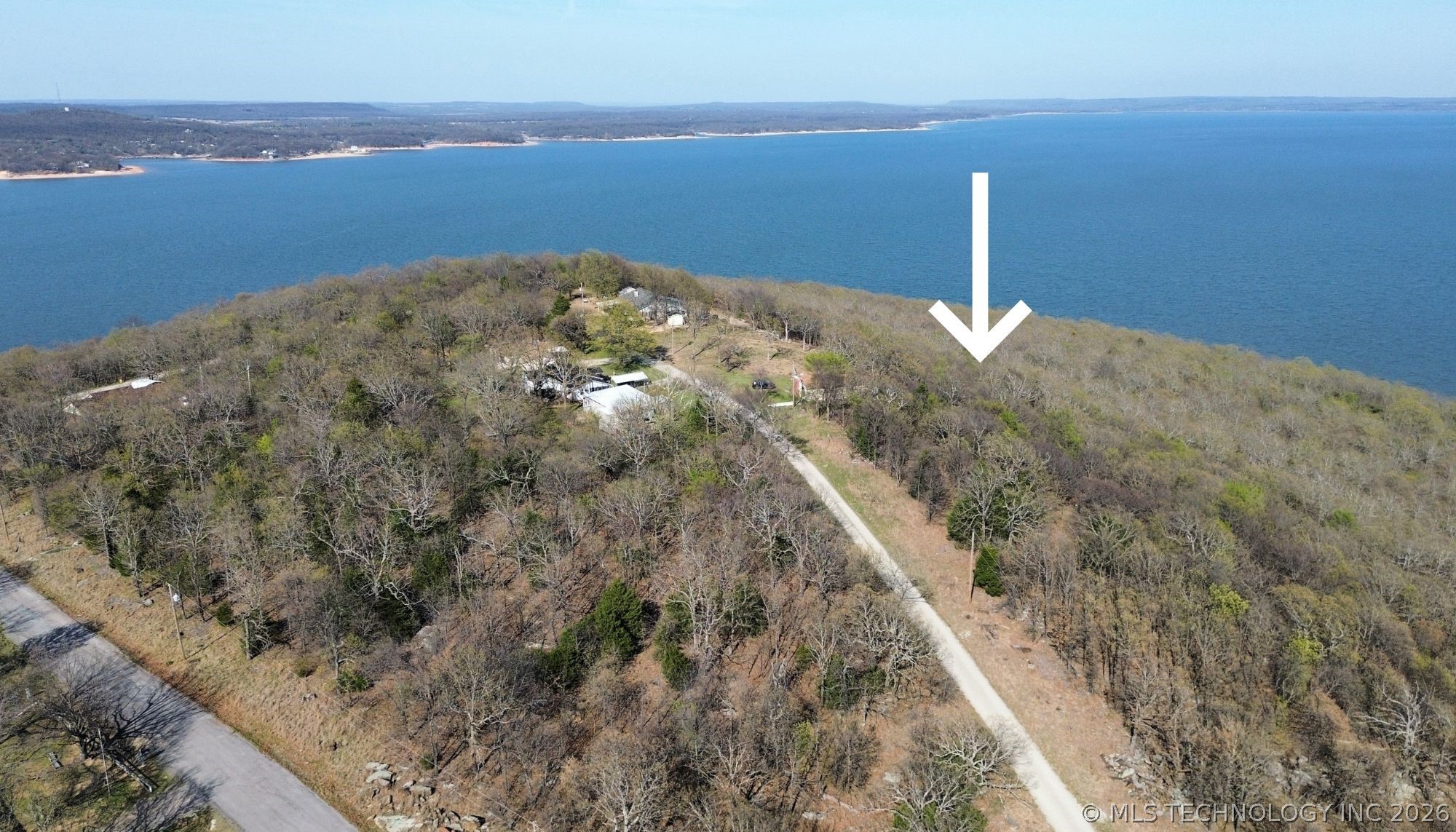 25 East Drive Property Photo 1