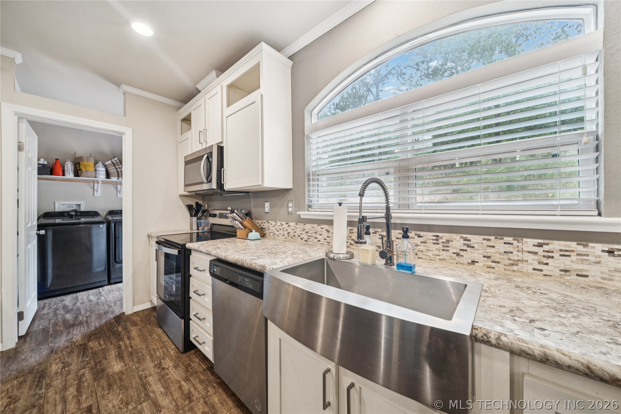 12112 W 690 Road Property Photo 16