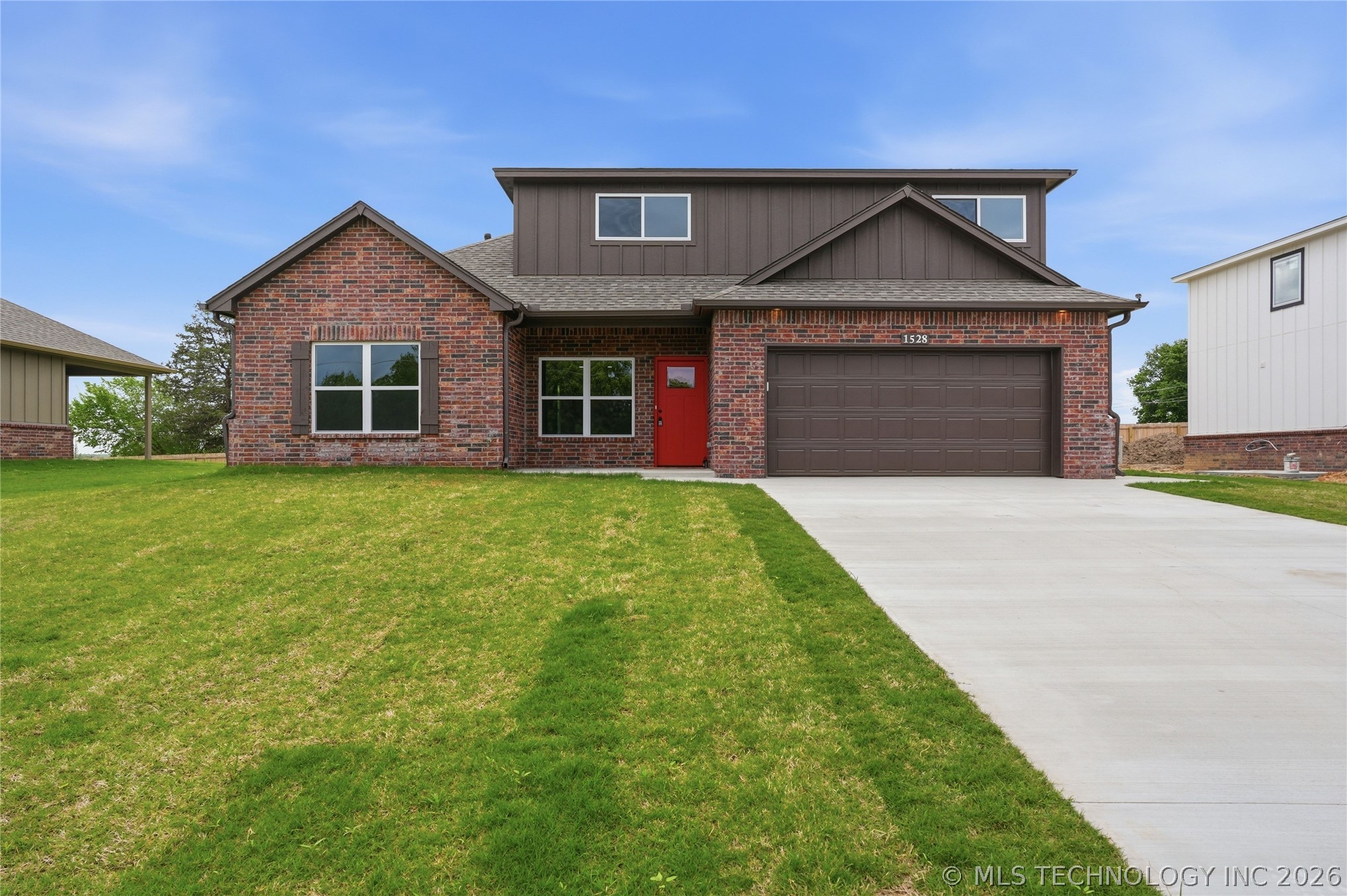 1528 E Grayson Avenue Property Photo 2