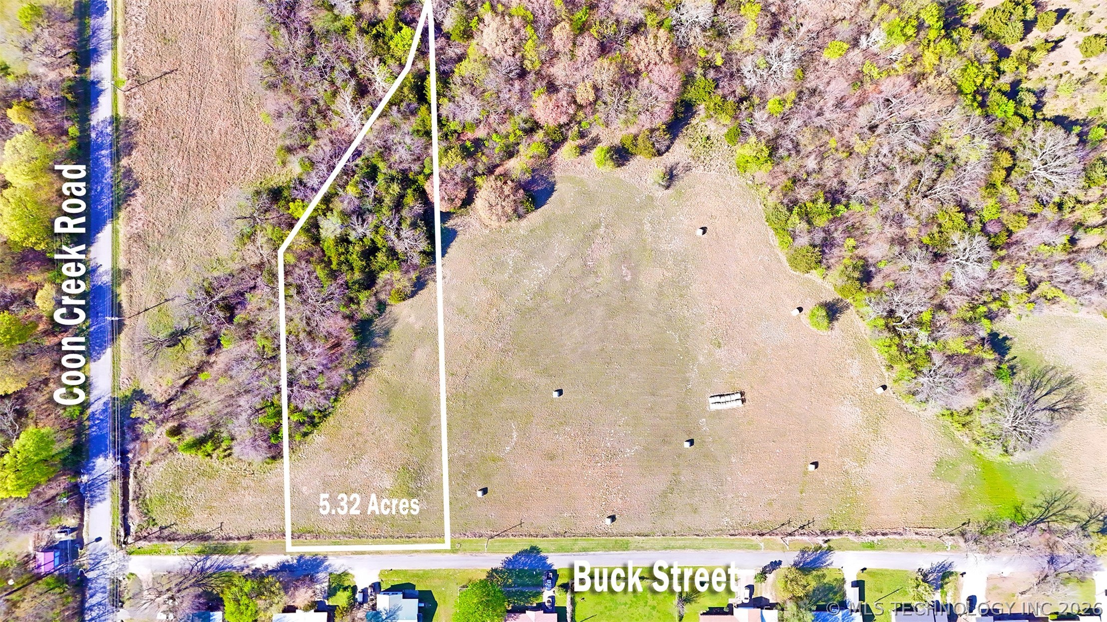 5 Buck Street Property Photo 6