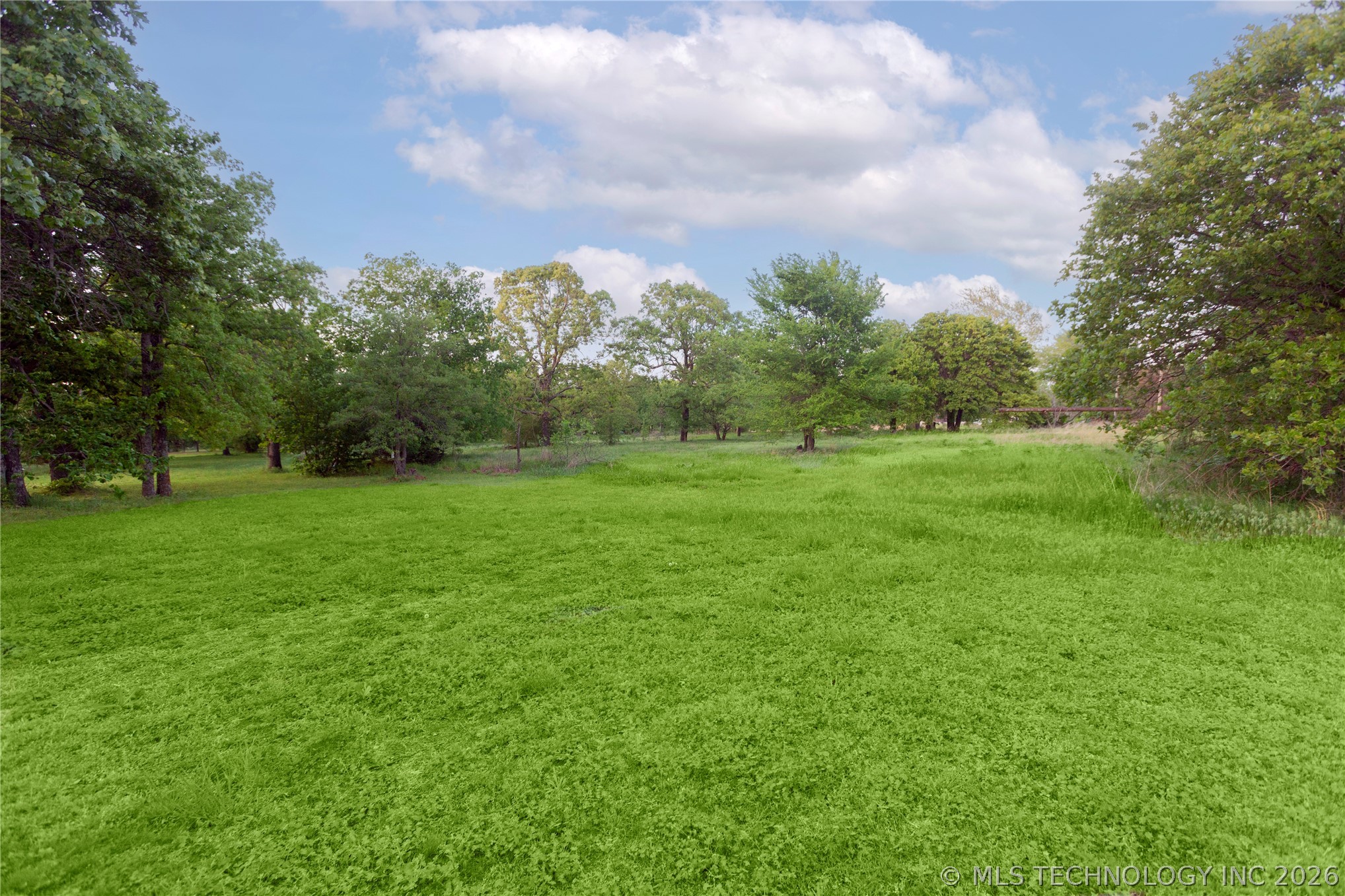 106754 S 4282 Property Photo 14