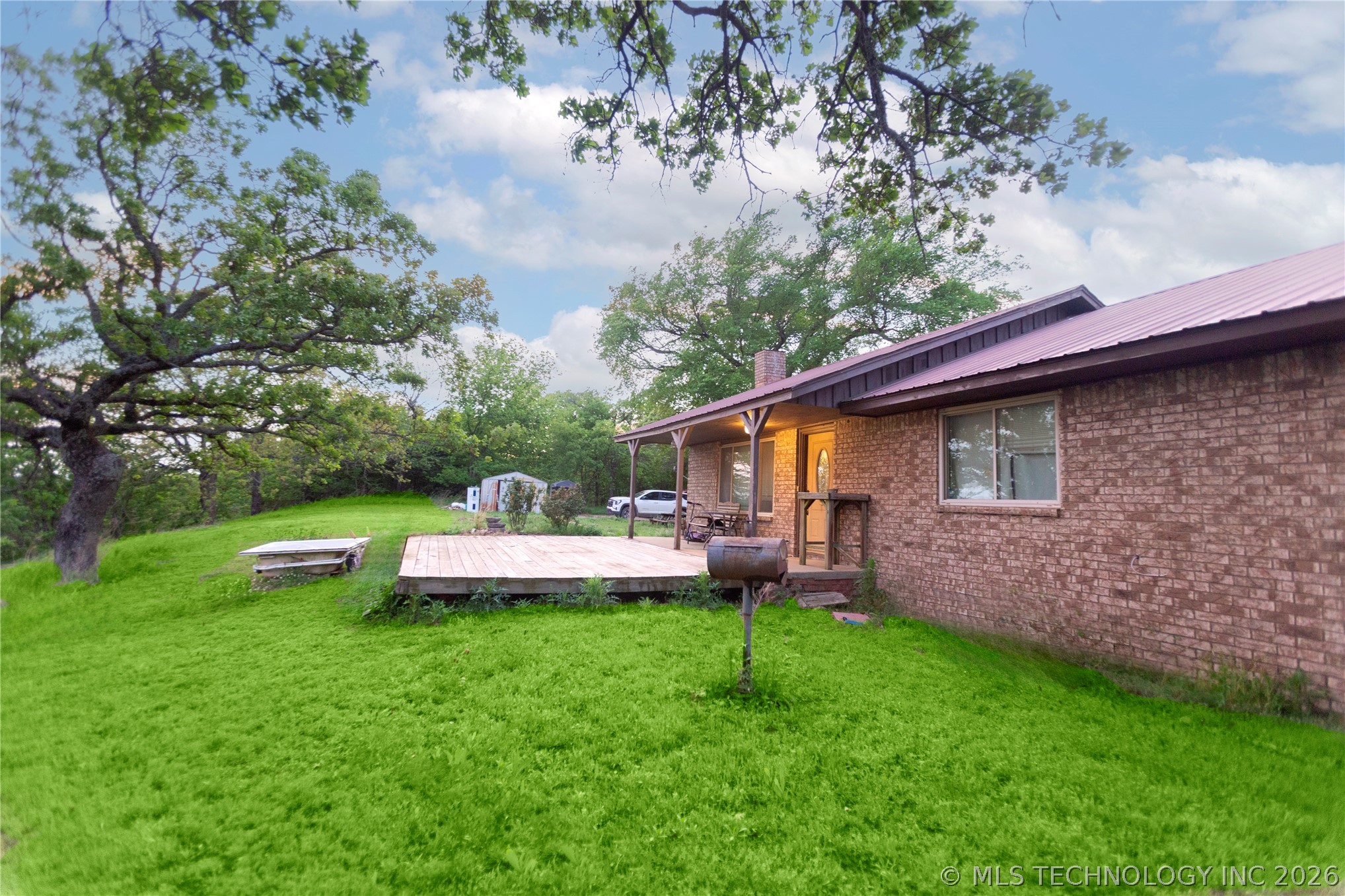 106754 S 4282 Property Photo 16
