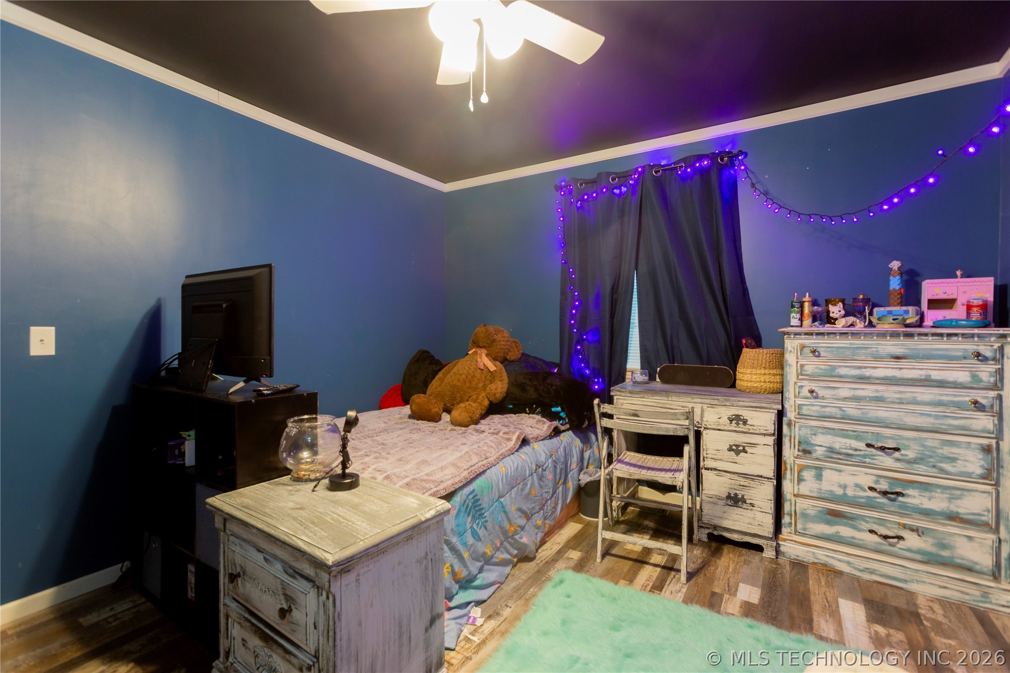 106754 S 4282 Property Photo 30