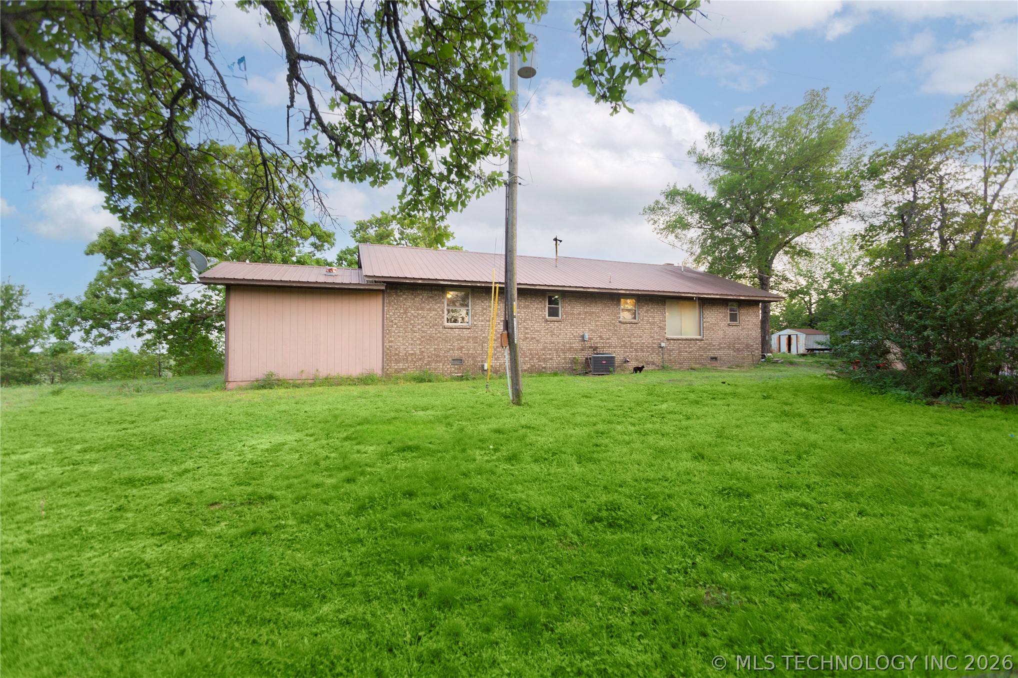 106754 S 4282 Property Photo 41