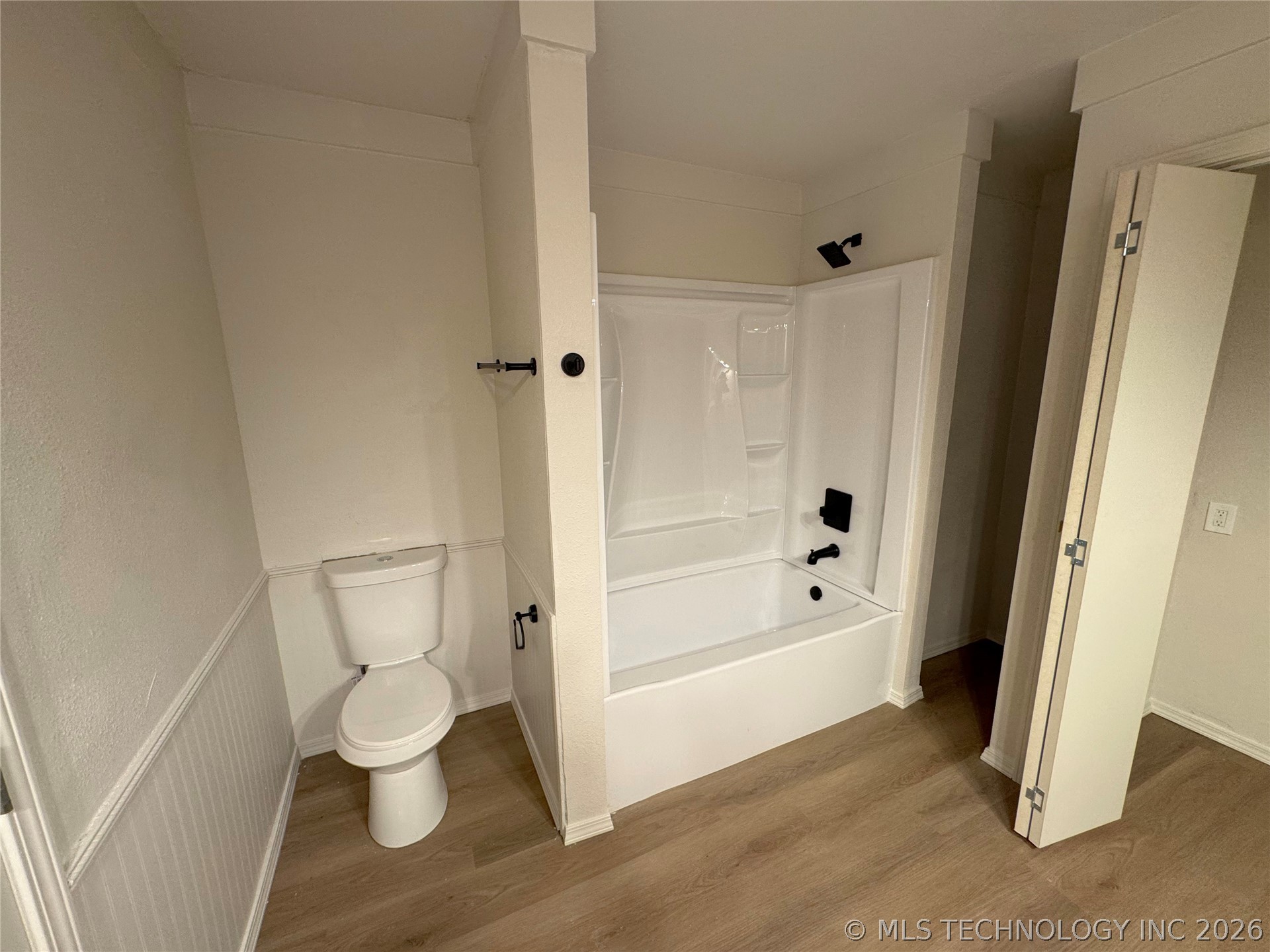 30220 N 3956 Drive Property Photo 12