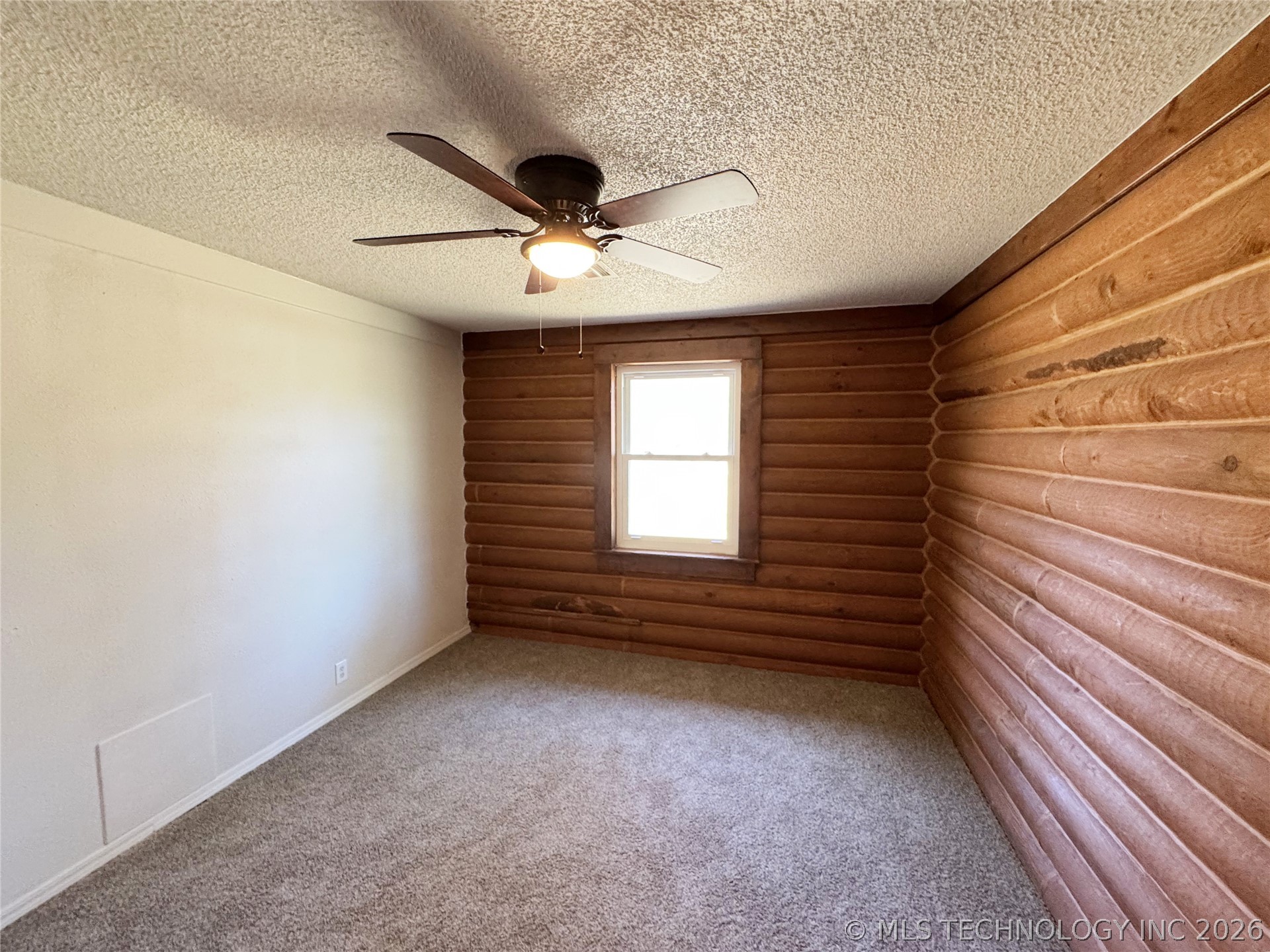 30220 N 3956 Drive Property Photo 16