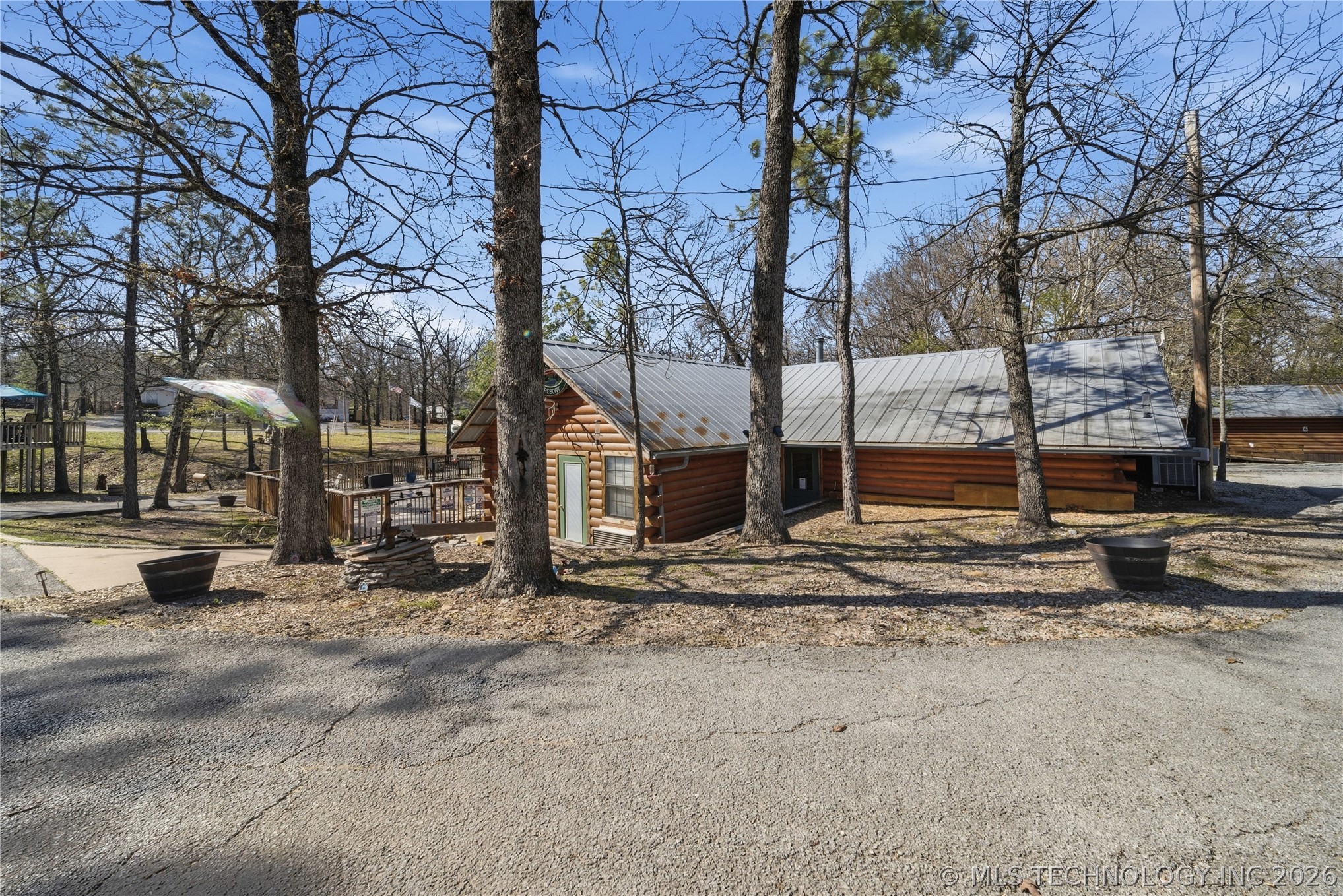 33635 Dock Road R Property Photo 4