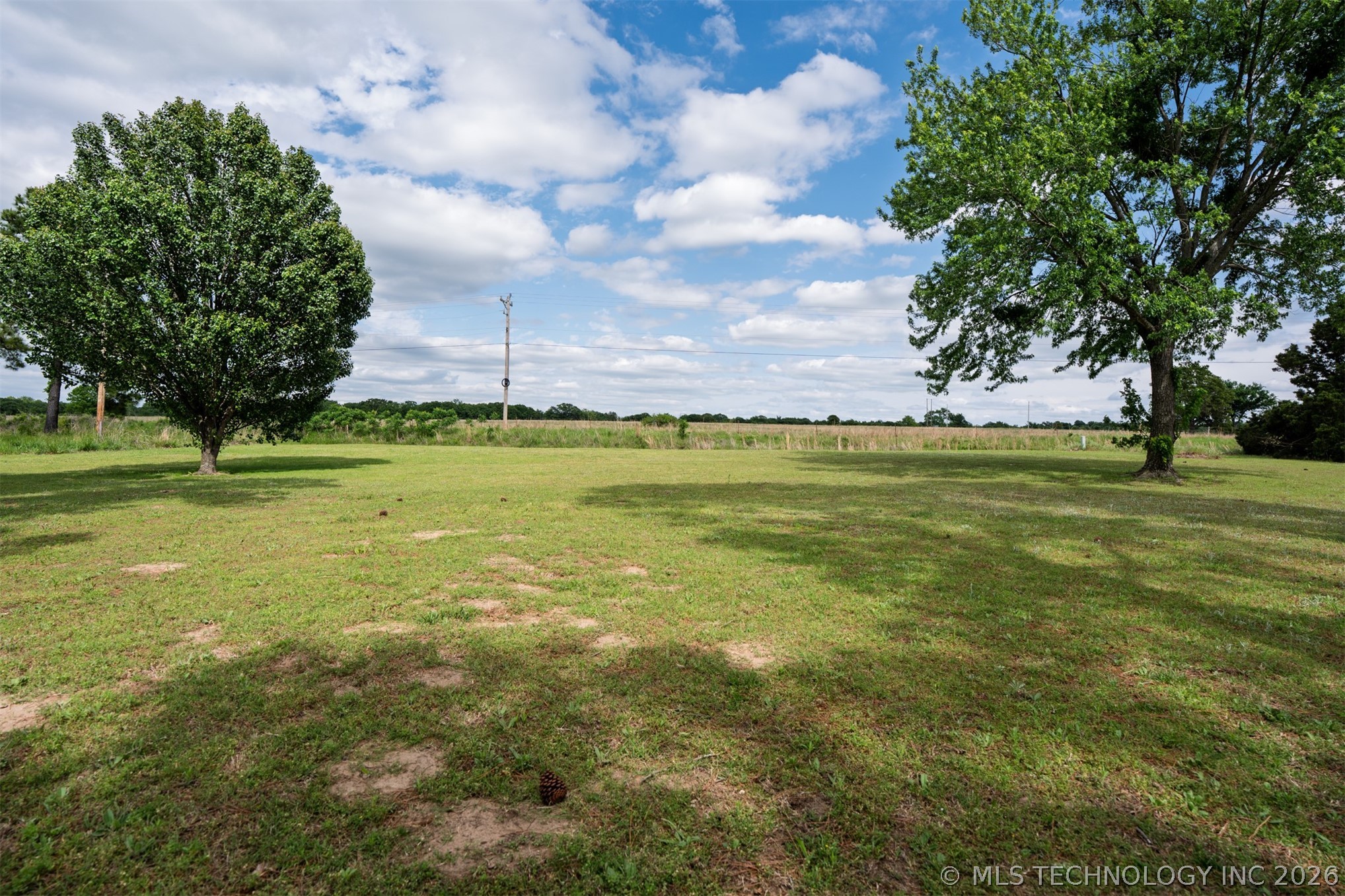 103051 N 3810 Property Photo 32