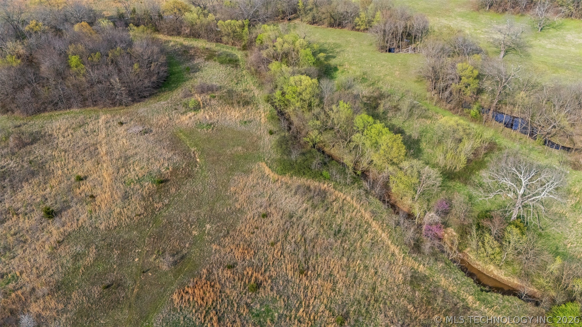 County Road 1600 Loop Property Photo 14
