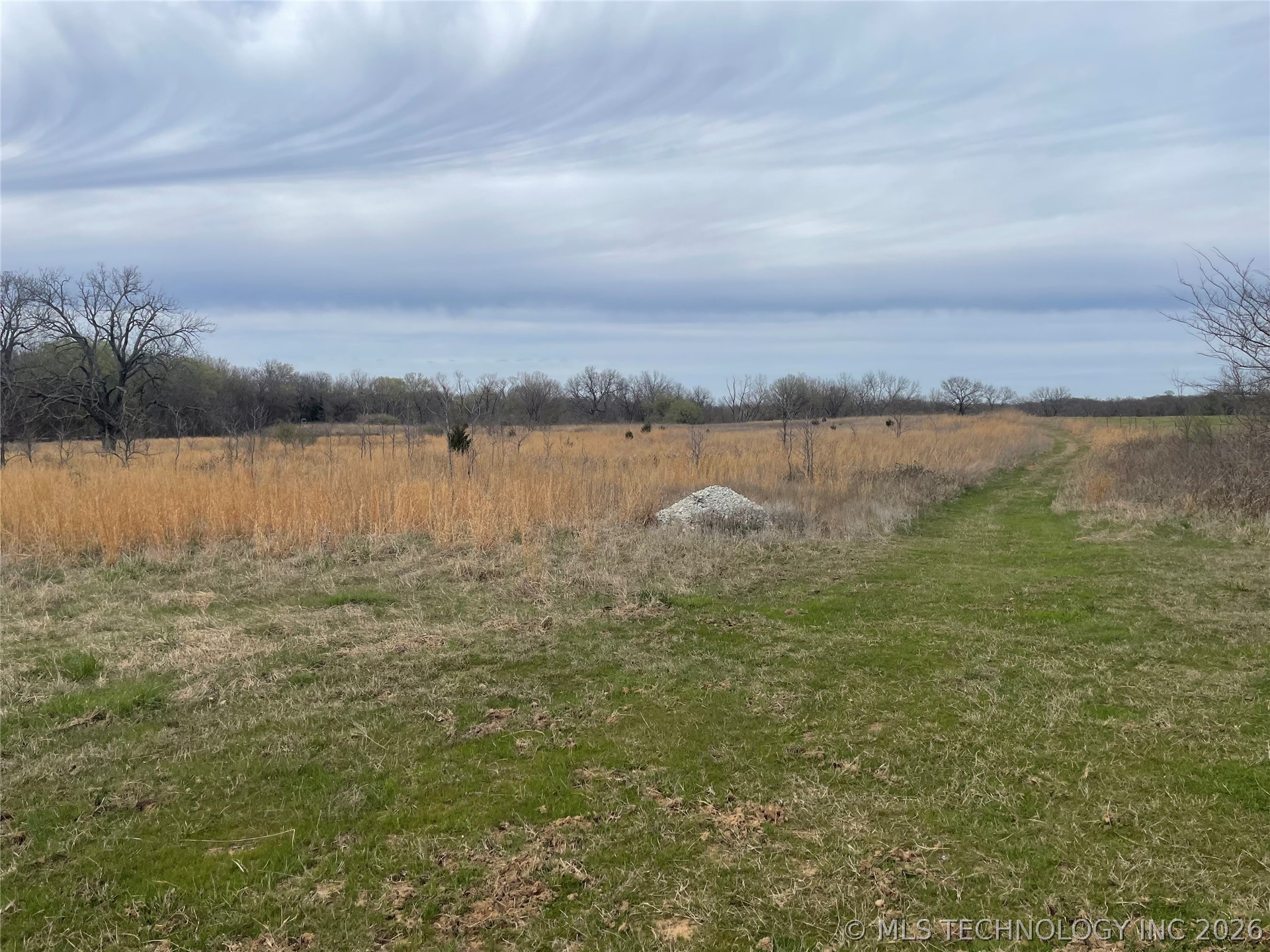County Road 1600 Loop Property Photo 23
