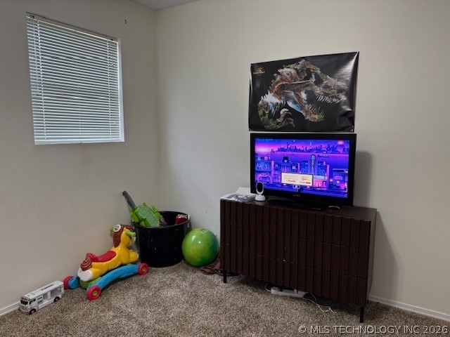 32 Holiday Road Property Photo 19