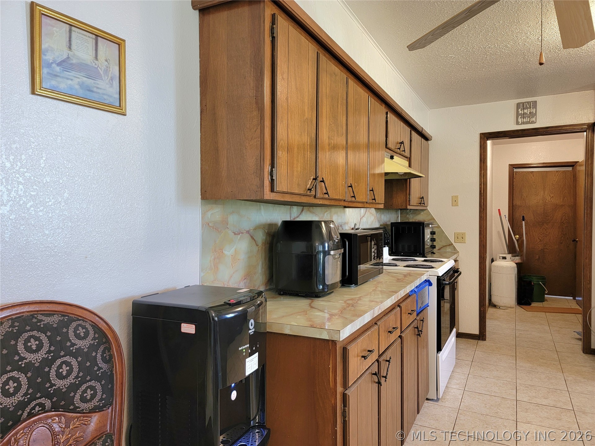 466229 Us Highway 64 Property Photo 8