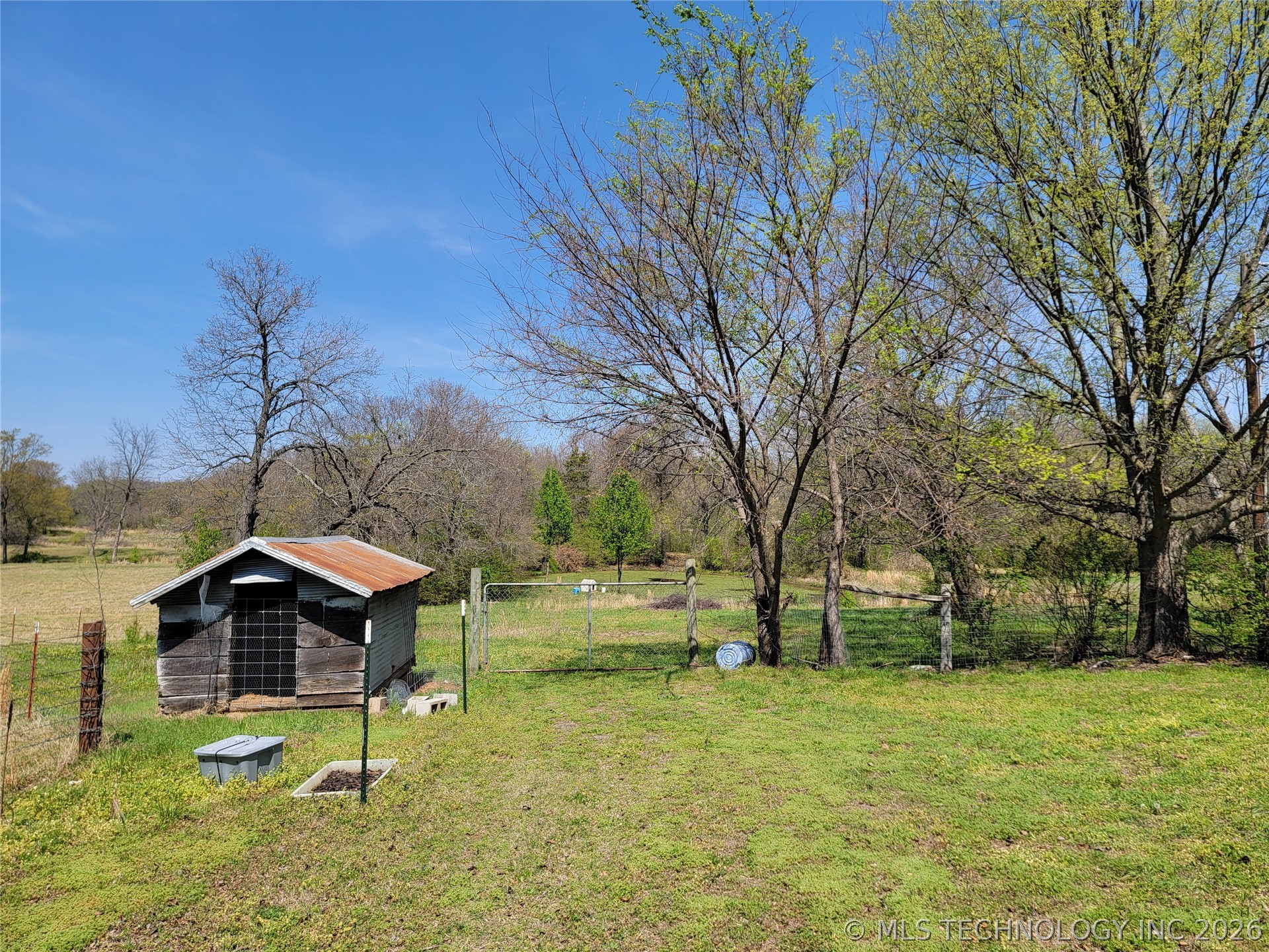 466229 Us Highway 64 Property Photo 48