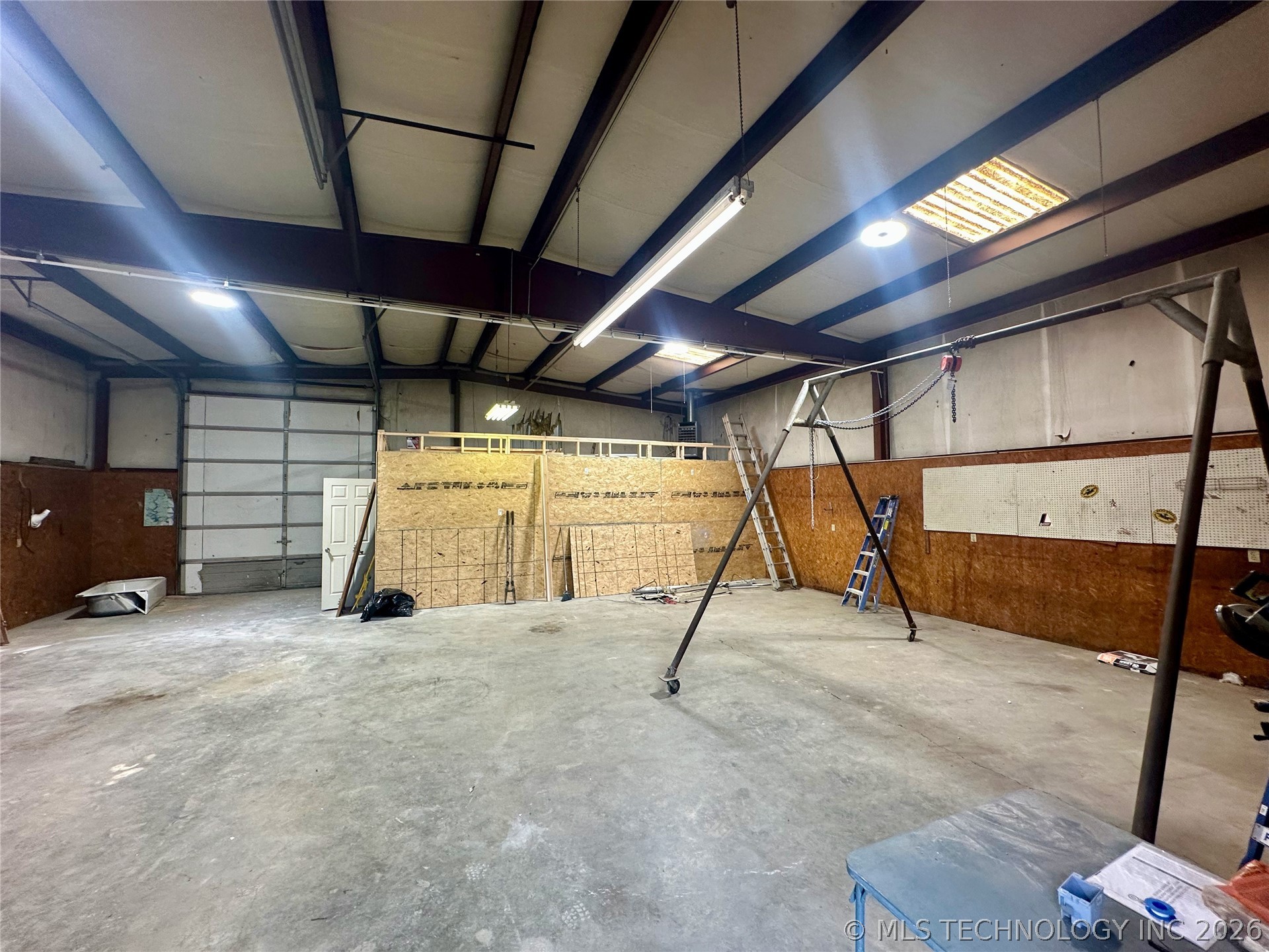 34147 E 700 Road Property Photo 4