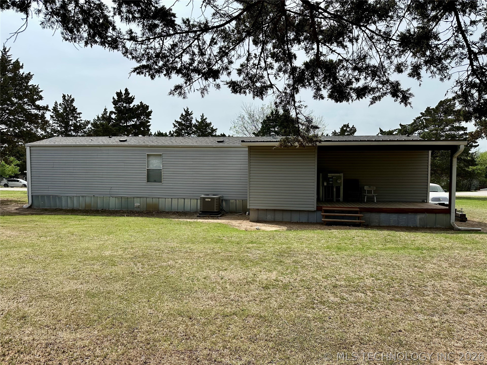 506 Northwest Drive Property Photo 15