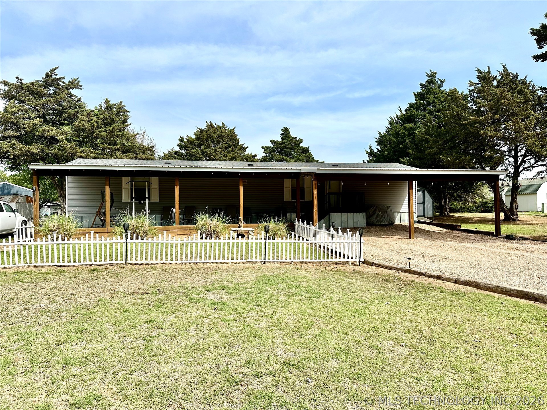 506 Northwest Drive Property Photo 18