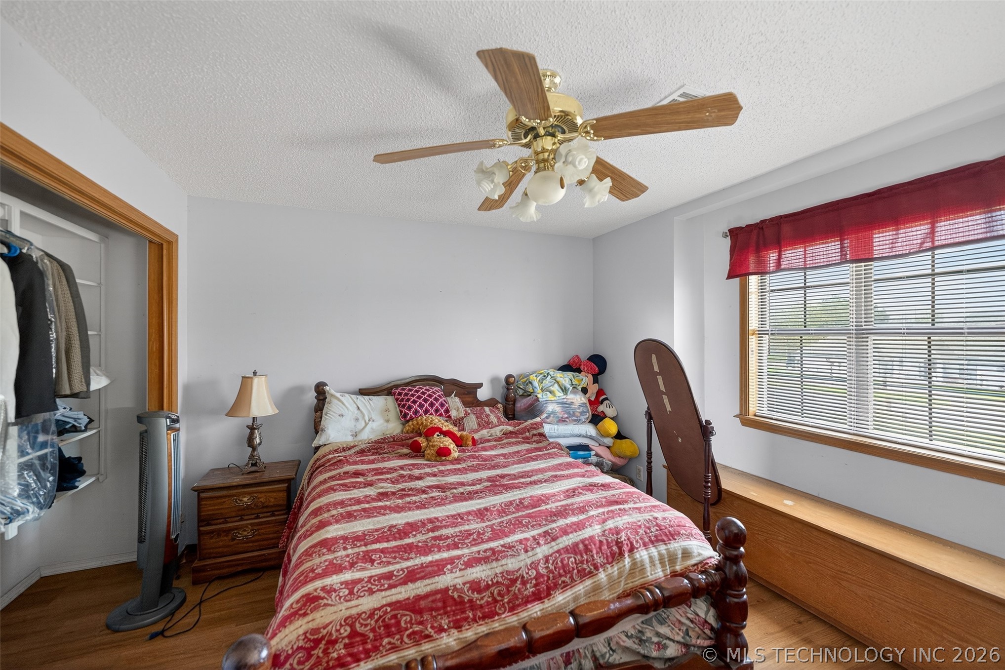 1606 Ne Oakridge Drive Property Photo 35