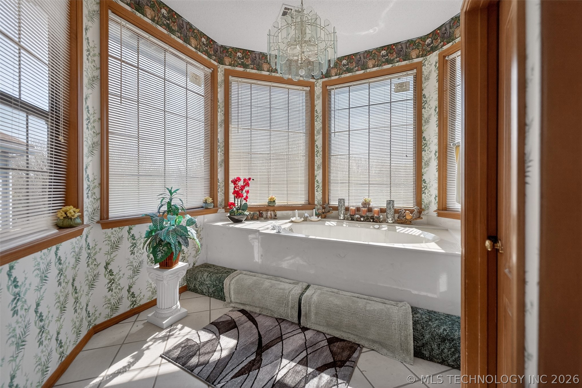 1606 Ne Oakridge Drive Property Photo 40