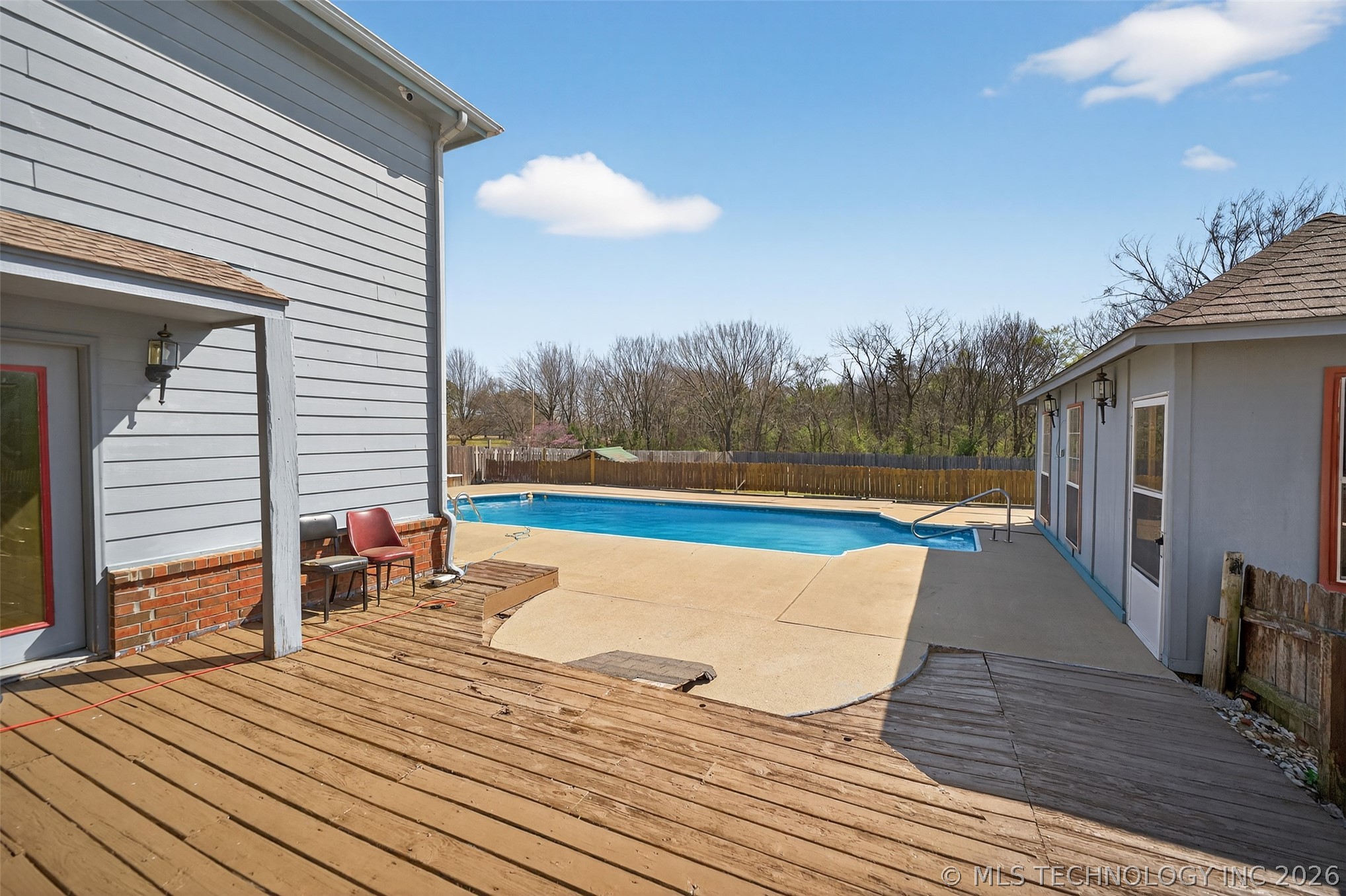 1606 Ne Oakridge Drive Property Photo 59