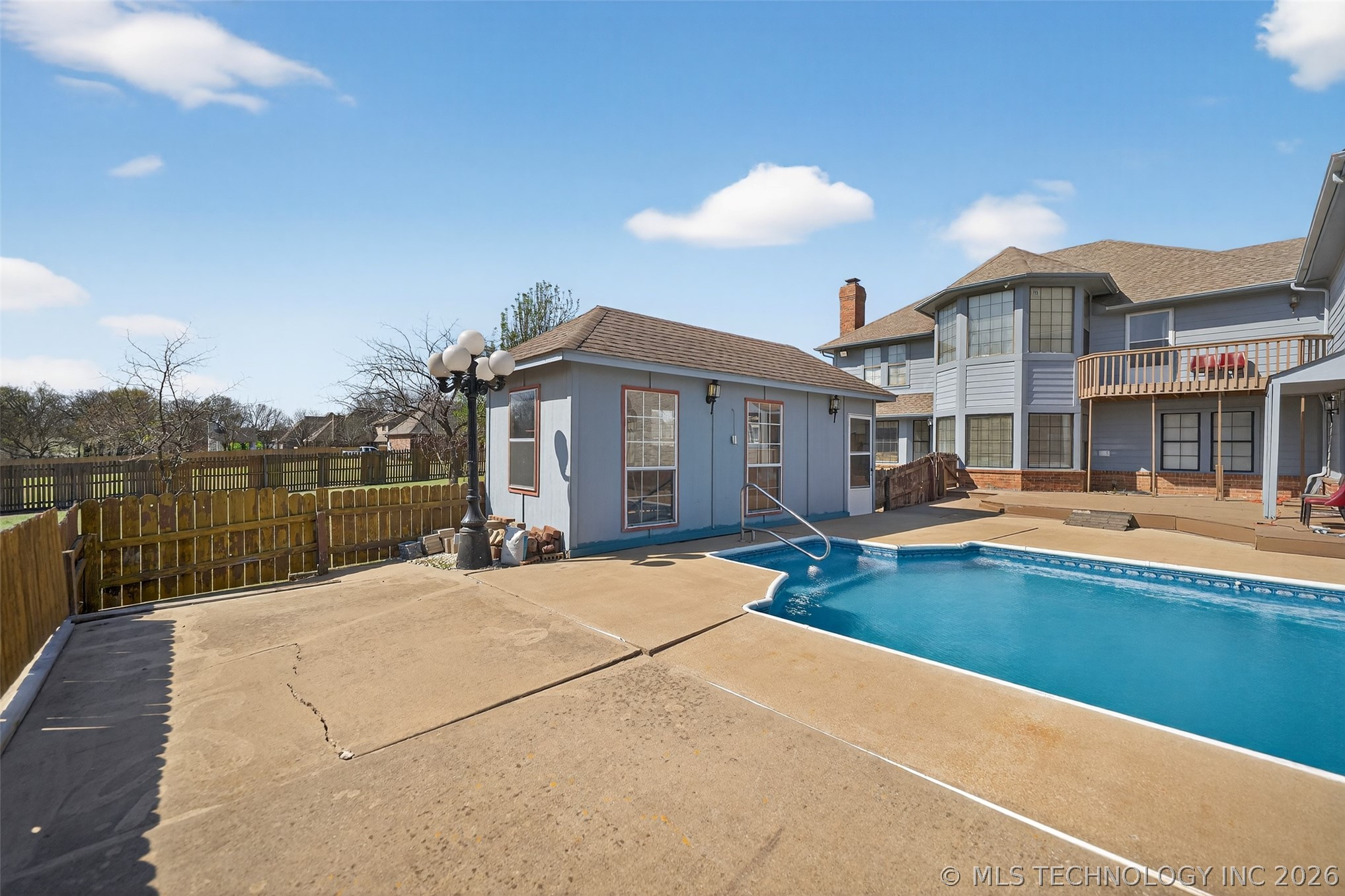 1606 Ne Oakridge Drive Property Photo 61