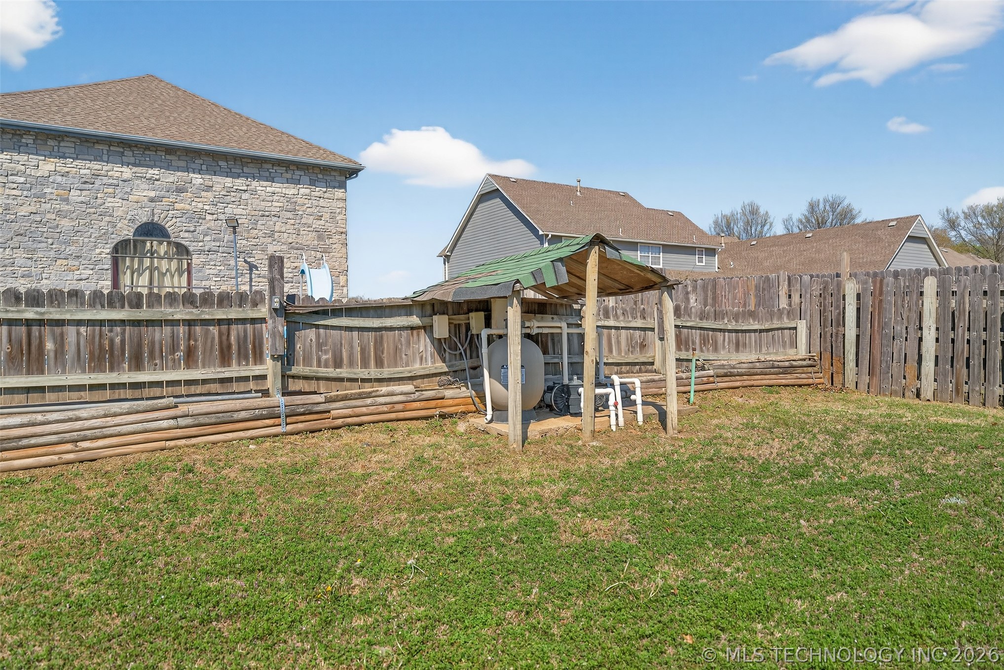 1606 Ne Oakridge Drive Property Photo 64
