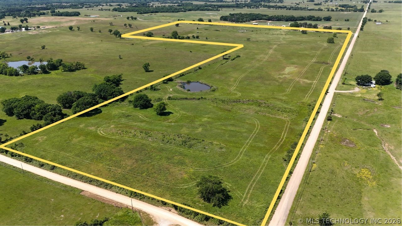 422502 E 1100 Road Property Photo 1