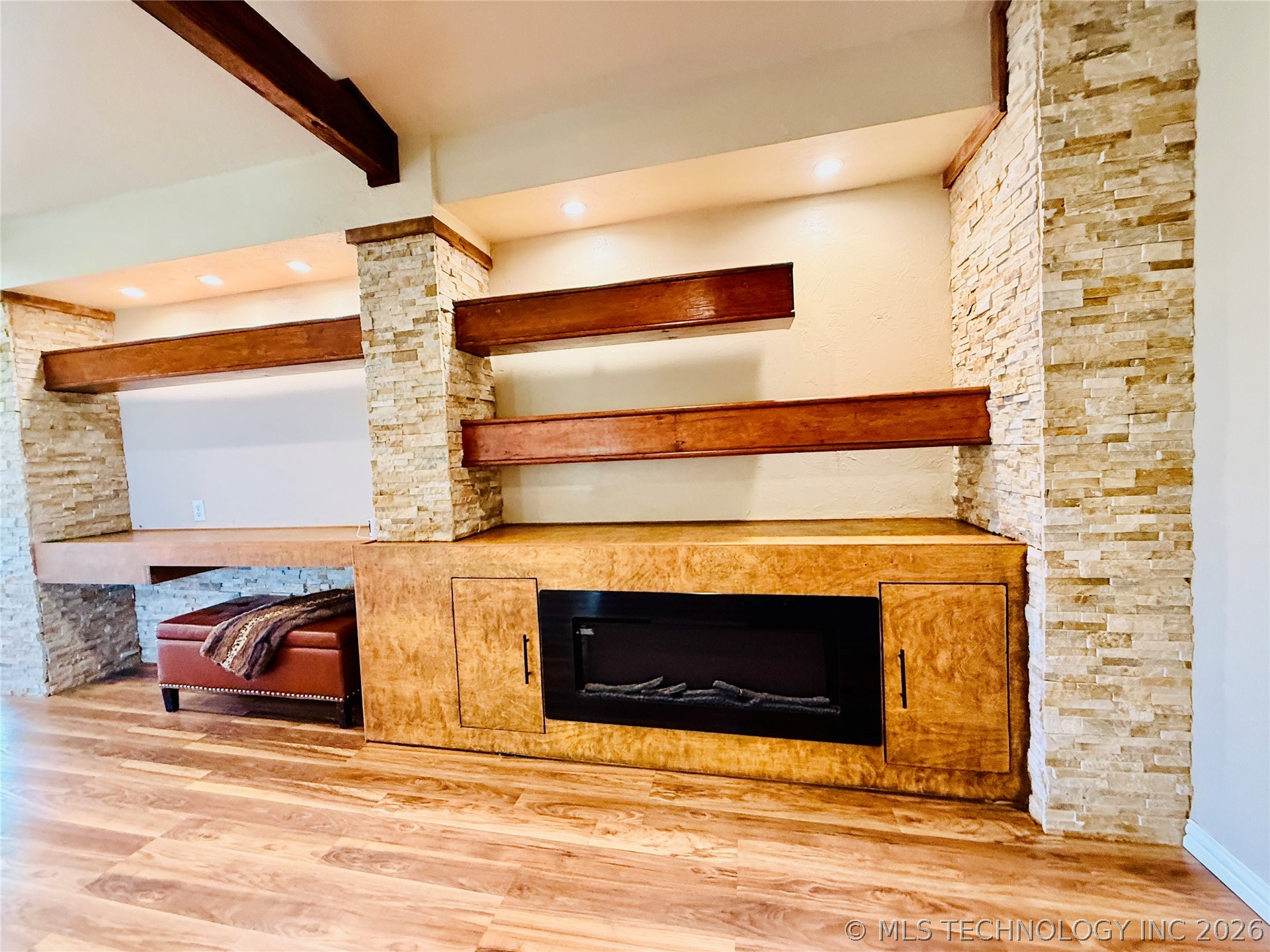 422502 E 1100 Road Property Photo 26