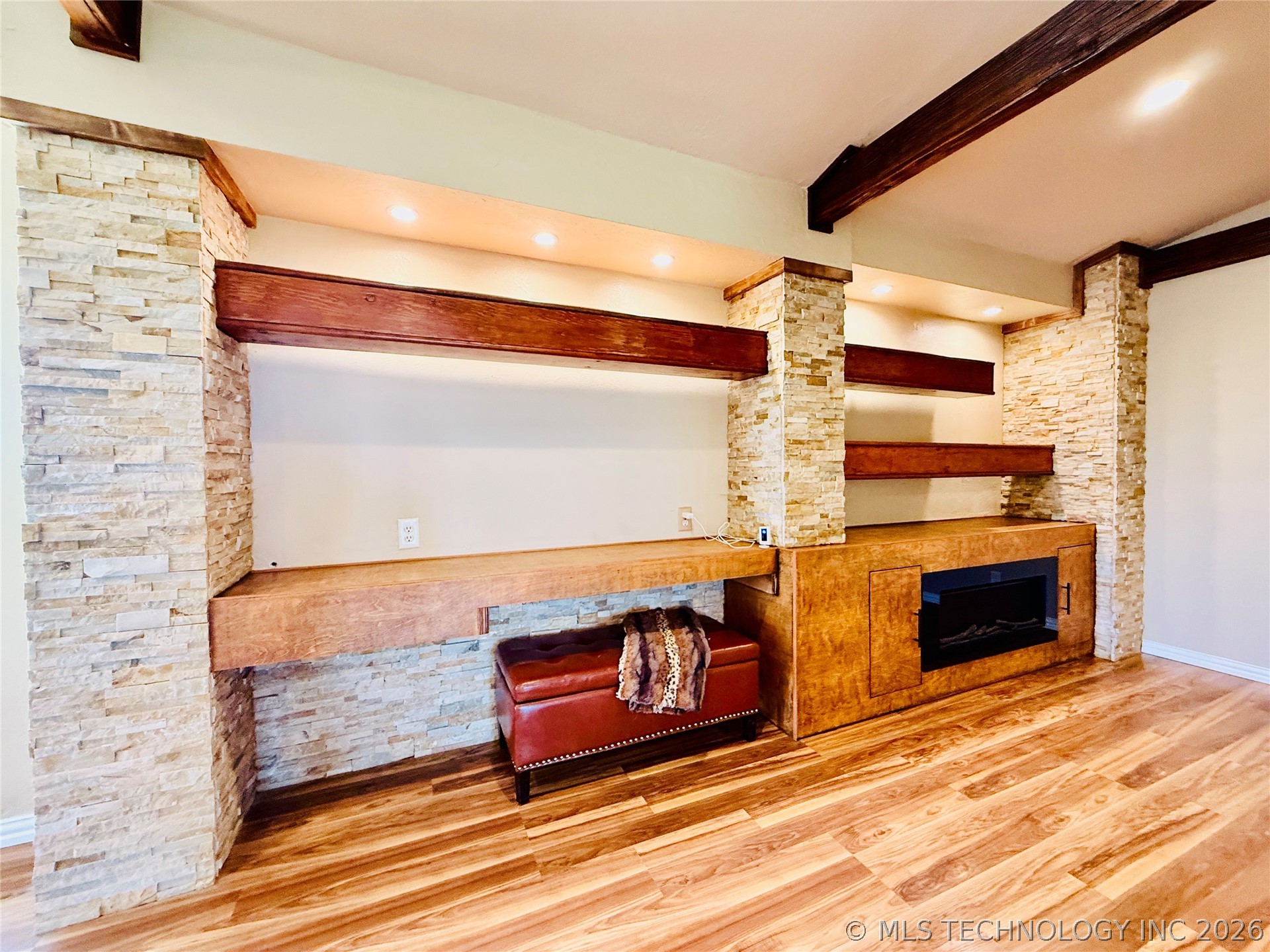 422502 E 1100 Road Property Photo 26