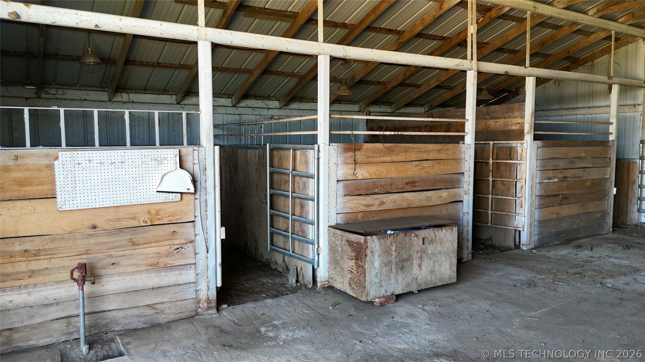 422502 E 1100 Road Property Photo 55