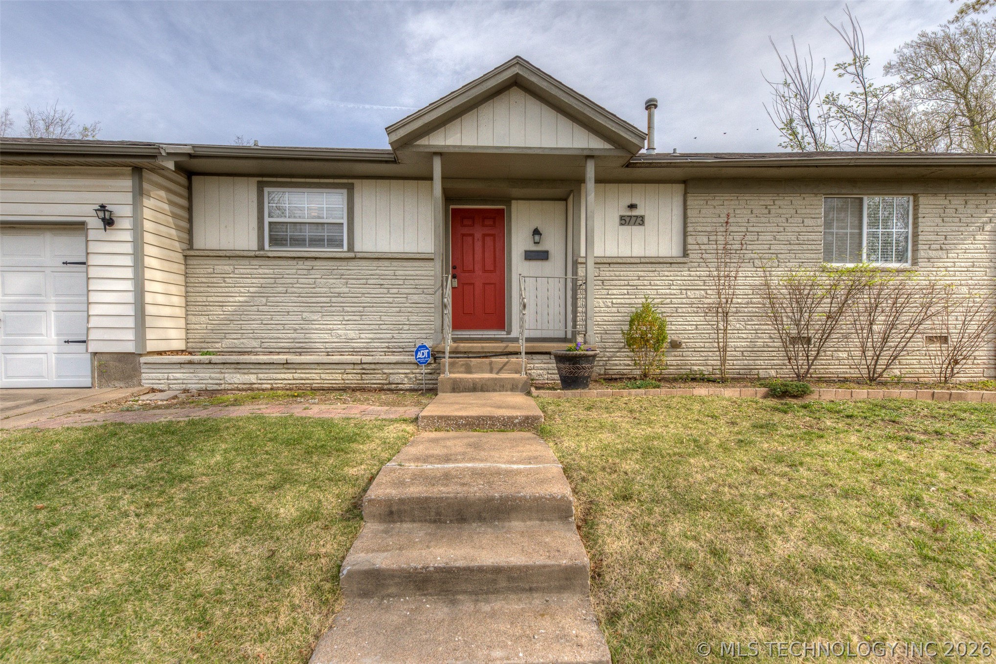 5773 E 26th Place Property Photo 12