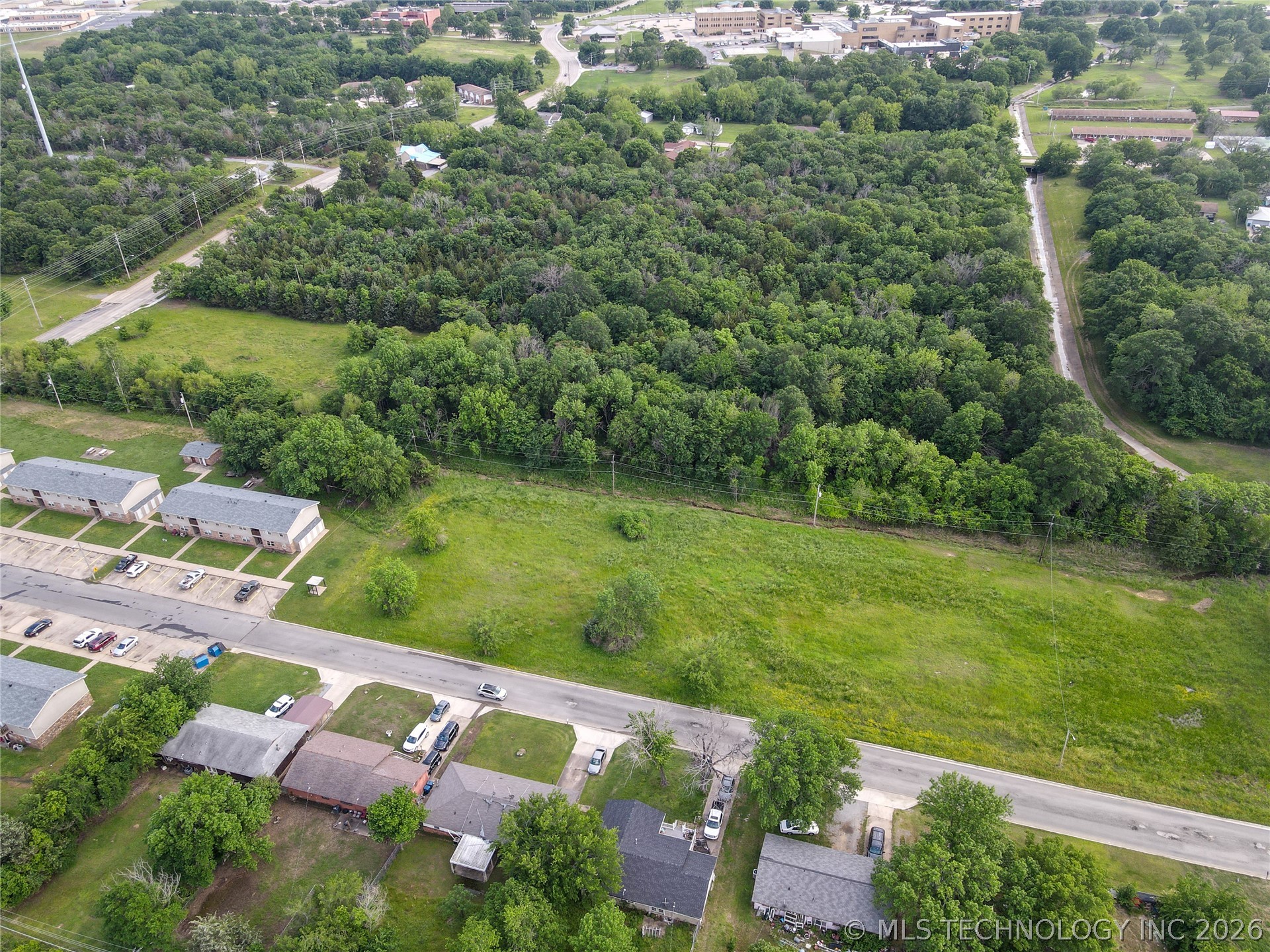 Pierce Avenue Property Photo 10