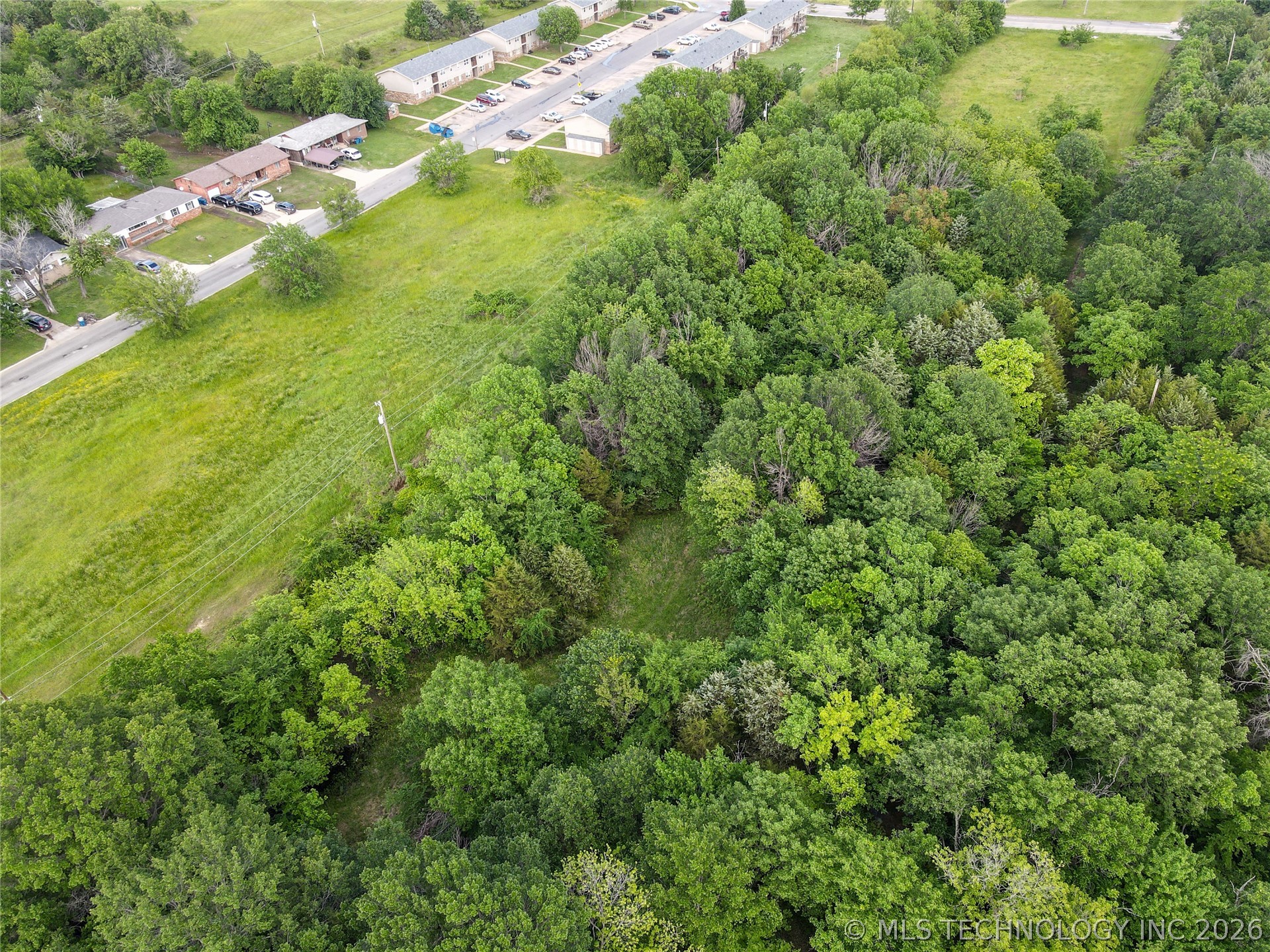 Pierce Avenue Property Photo 14