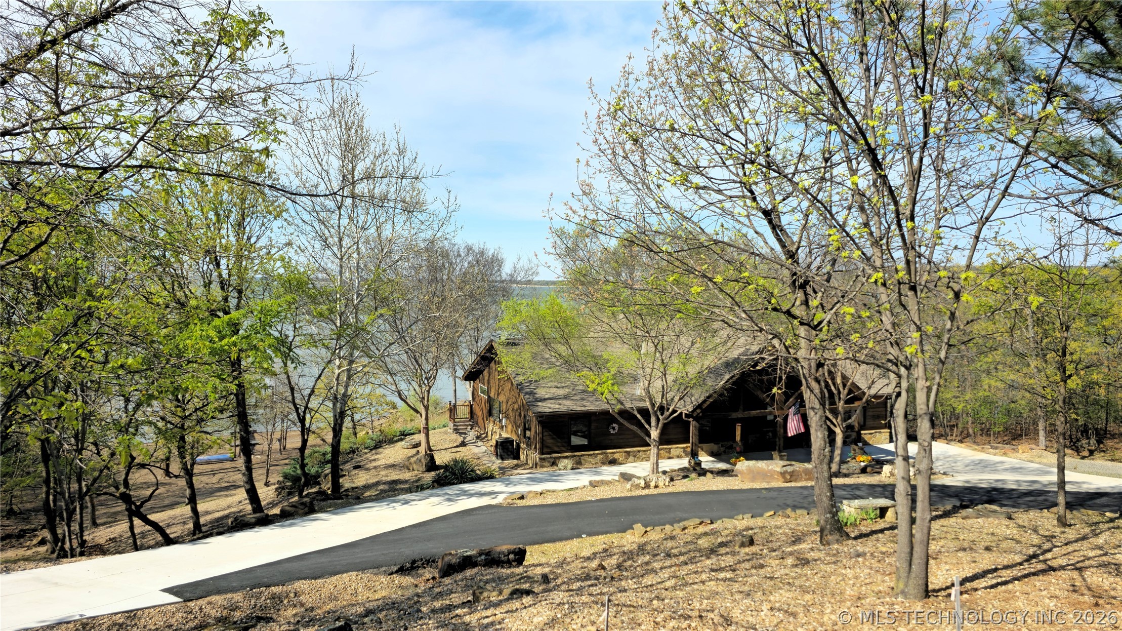 1807 Rose Lane Property Photo 1