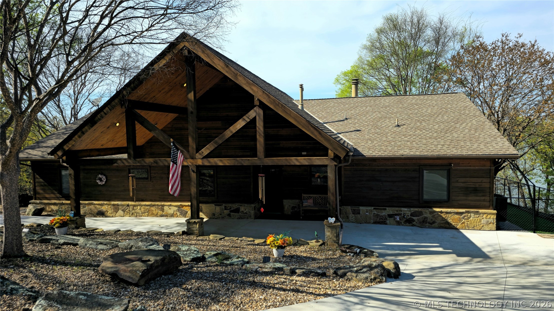 1807 Rose Lane Property Photo 3
