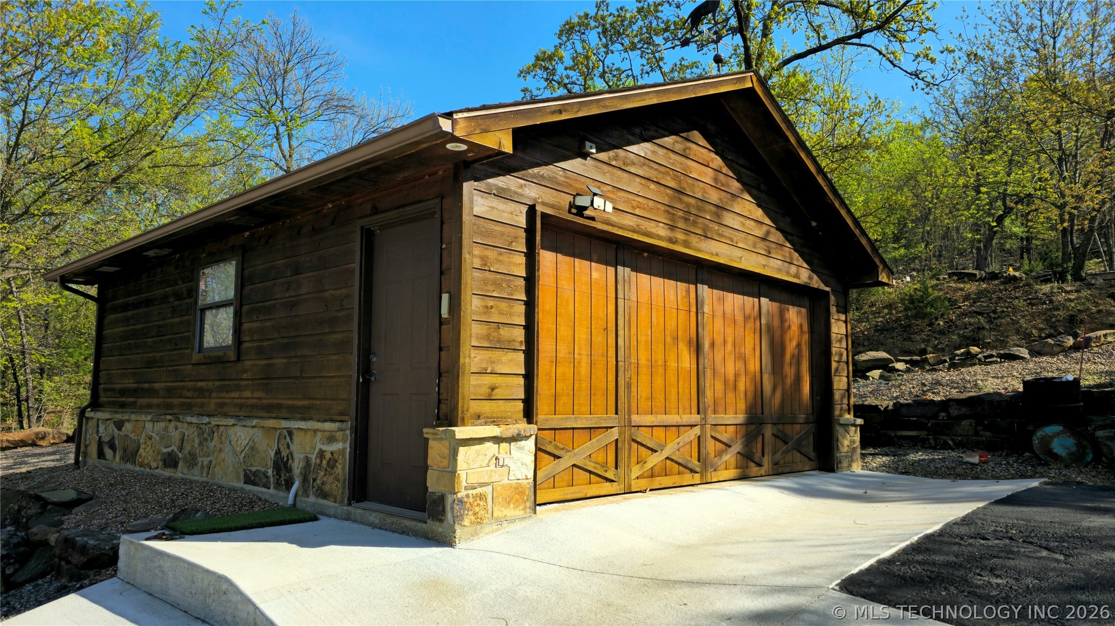 1807 Rose Lane Property Photo 8