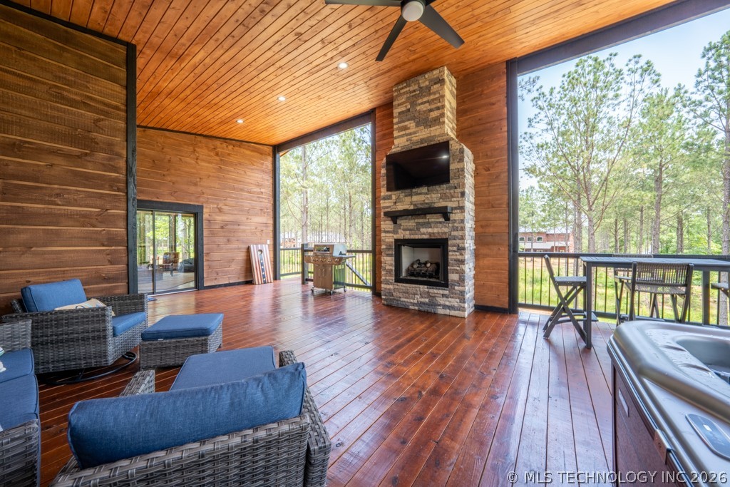 75 Redbud Springs Trail Property Photo 35