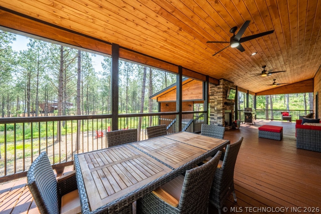 546 Conifer Crossing Trail Property Photo 23