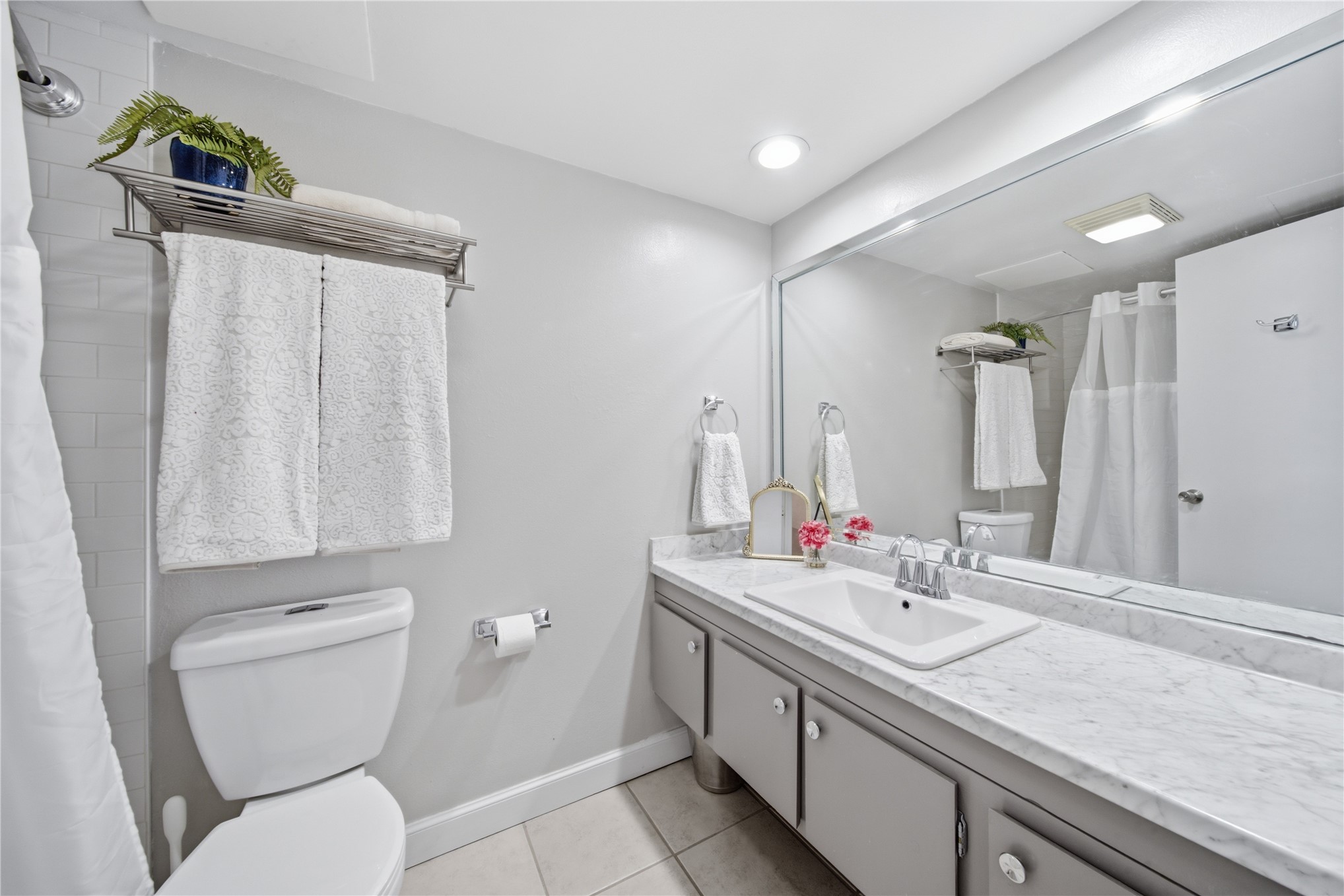 450 W 7th Street 710 Property Photo 18